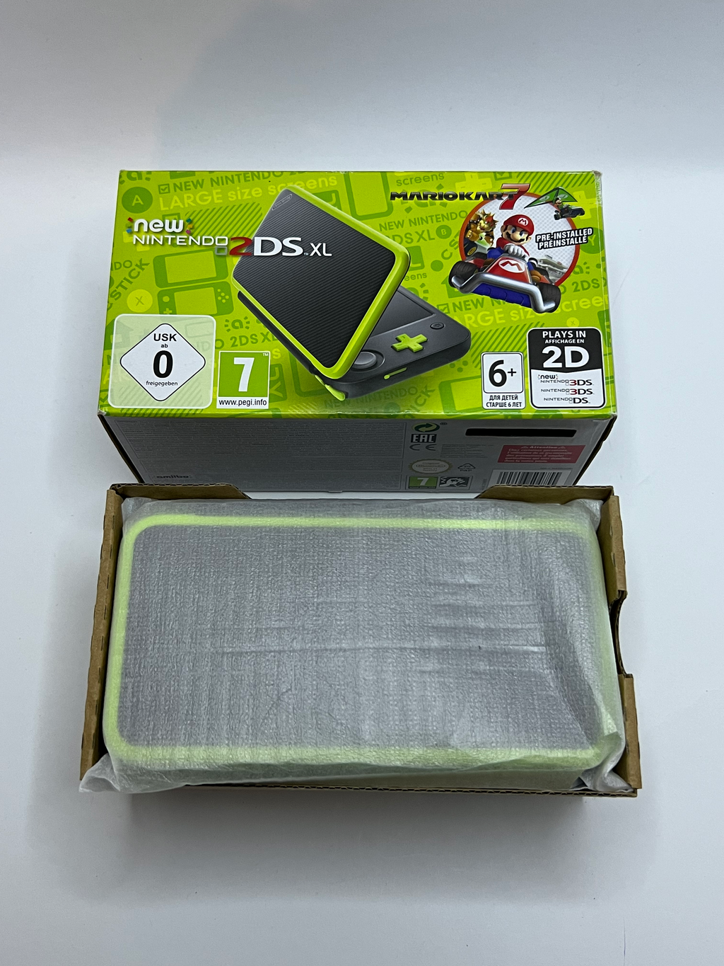 Nintendo New 2DS XL Konsole in neon grün in OVP mit 128GB, Pokemon Bank, Poke Mover & vielen Extras