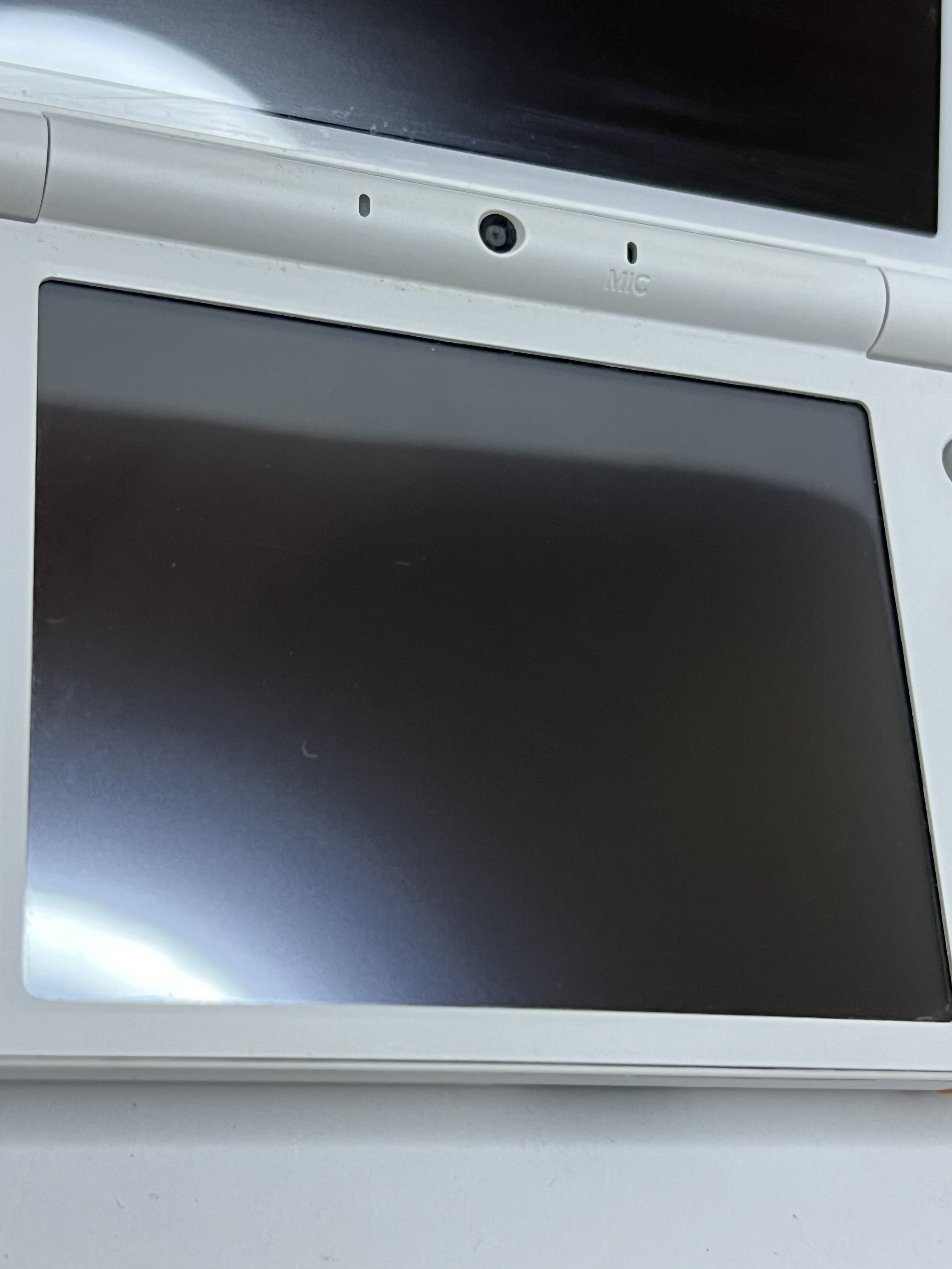 Nintendo New 2DS XL Konsole in weiß orange mit 128GB, Pokemon Bank, Poke Mover & vielen Extras