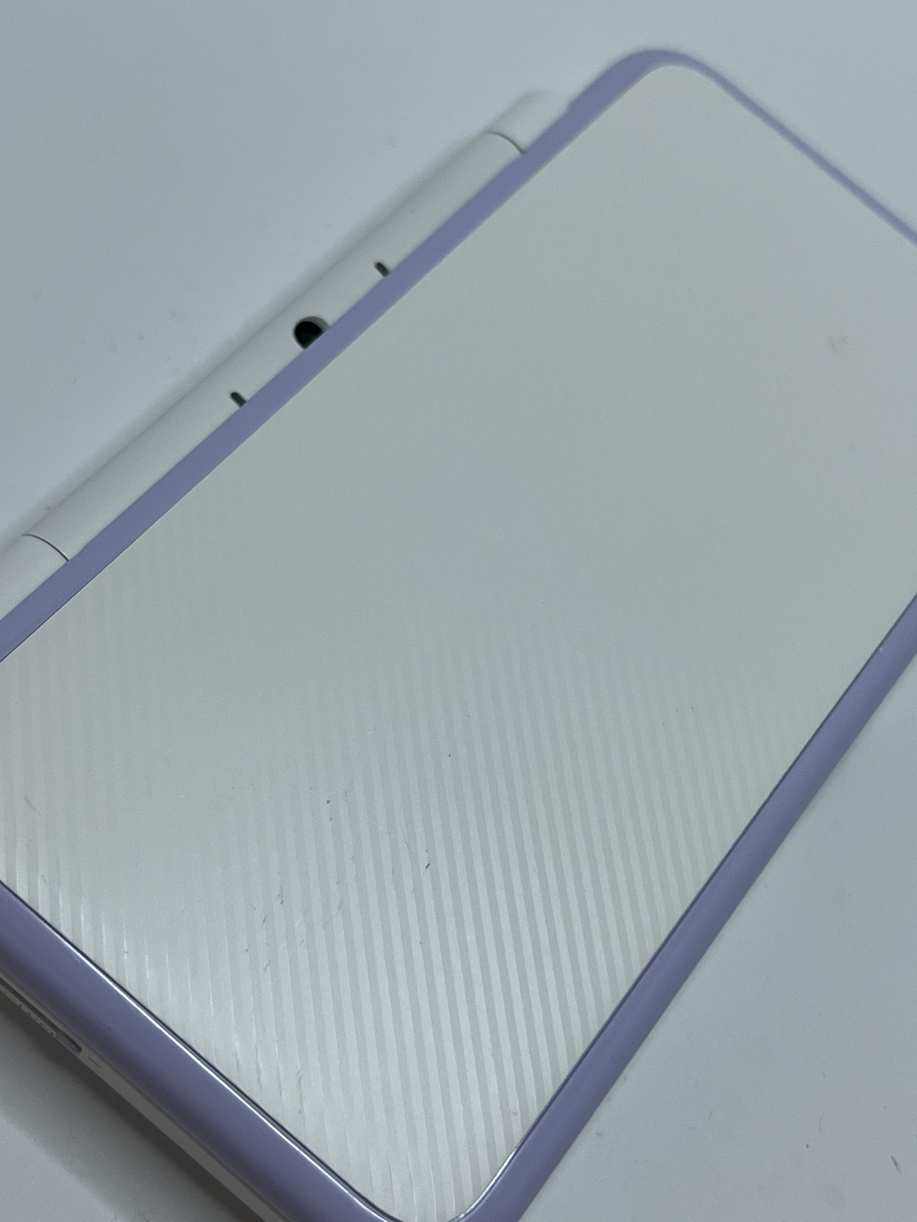 Nintendo New 2DS XL Konsole weiß violett lavendel lila in OVP CIB mit 128GB, Pokemon Bank, Poke Mover & vielen Extras
