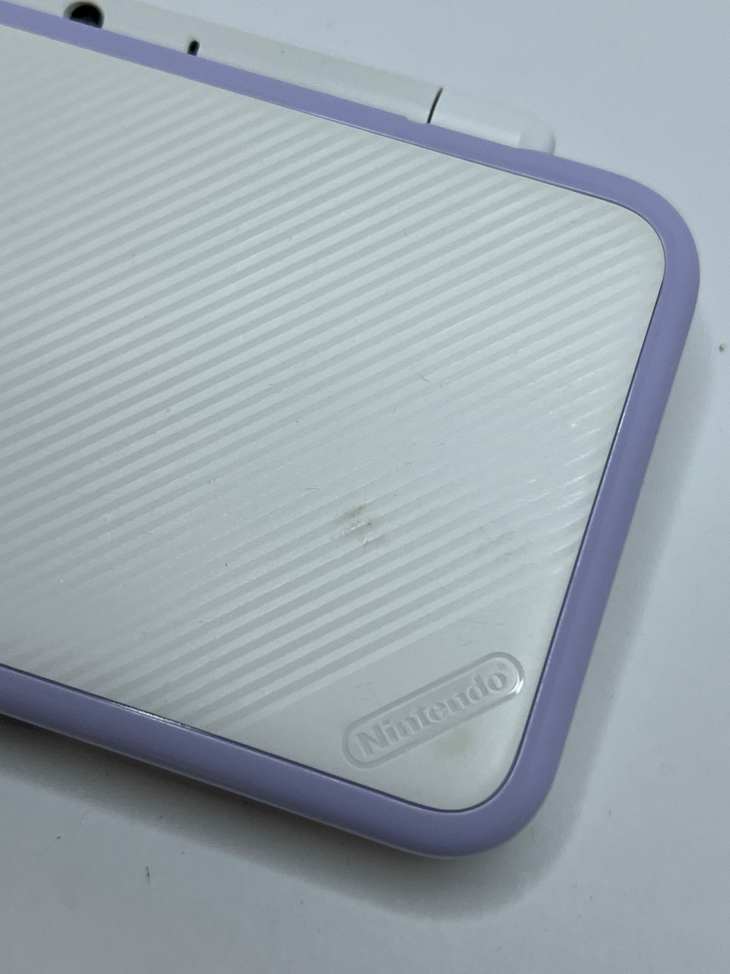 Nintendo New 2DS XL Konsole weiß violett lavendel lila in OVP CIB mit 128GB, Pokemon Bank, Poke Mover & vielen Extras