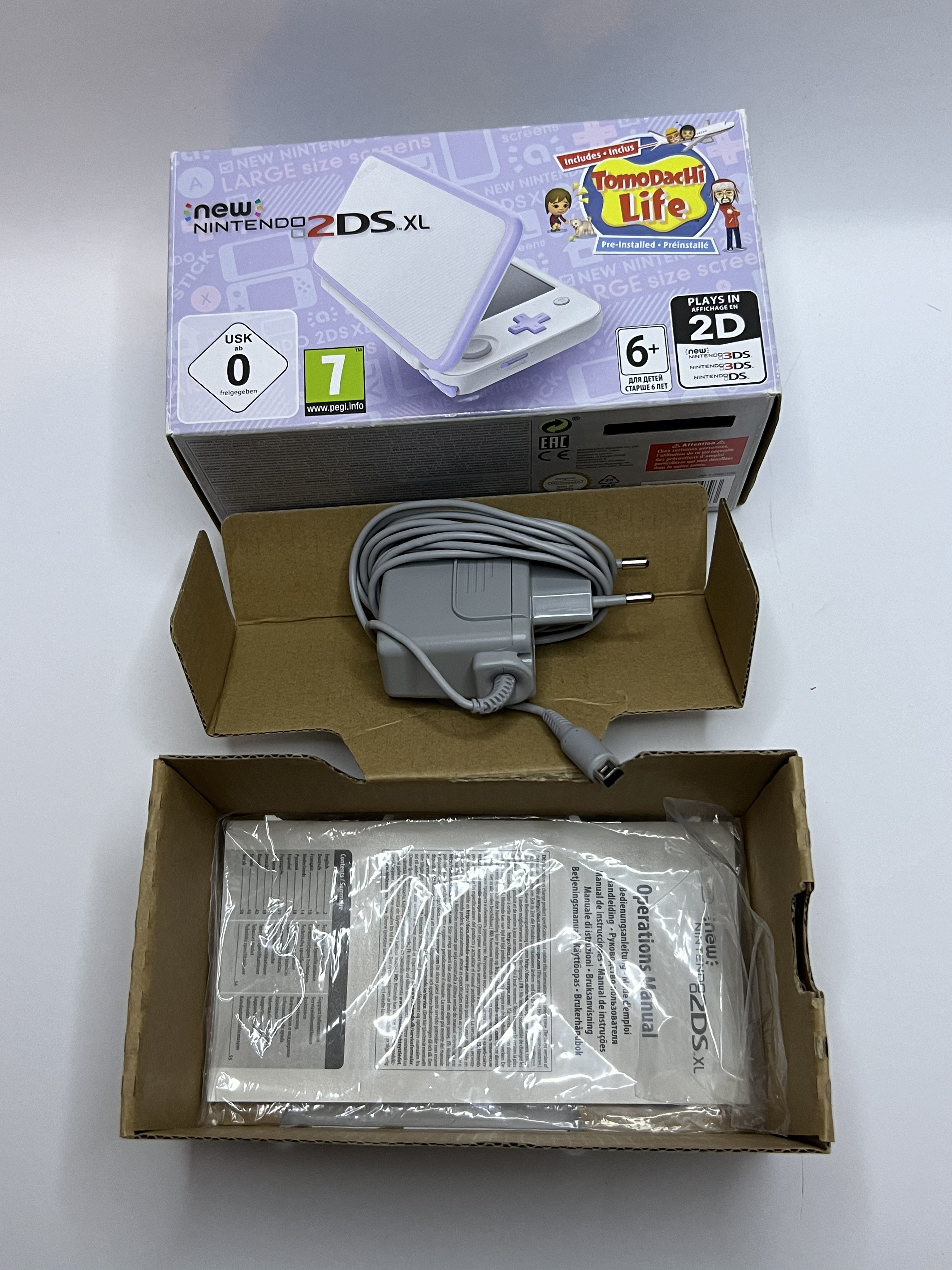 Nintendo New 2DS XL Konsole weiß violett lavendel lila in OVP CIB mit 128GB, Pokemon Bank, Poke Mover & vielen Extras