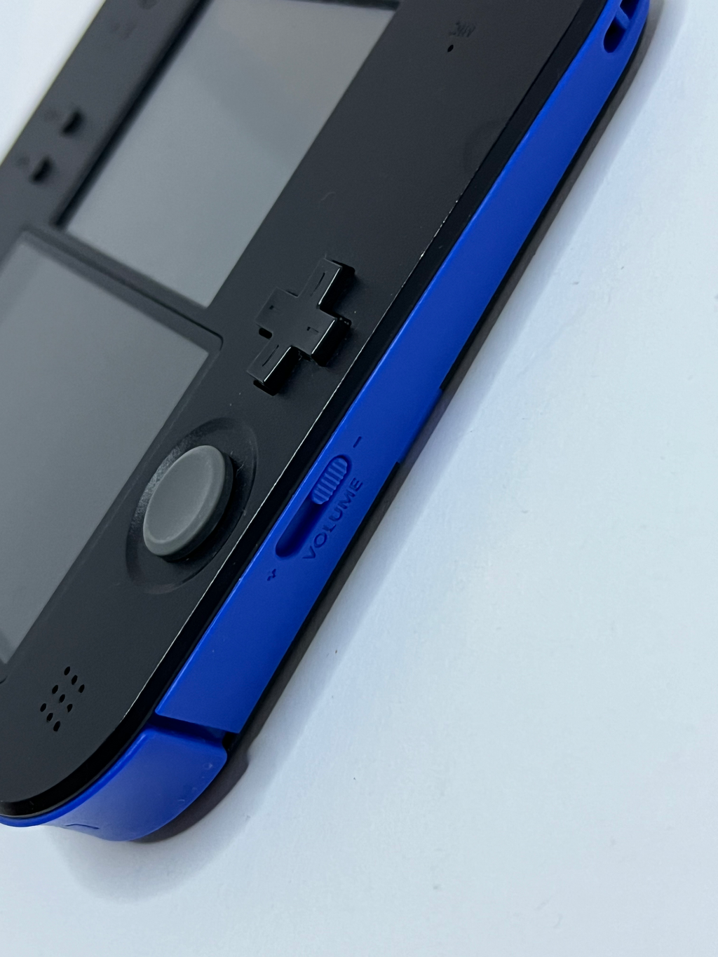 Nintendo 2DS Konsole schwarz blau mit 128GB, Pokemon Bank, Poke Mover & vielen Extras