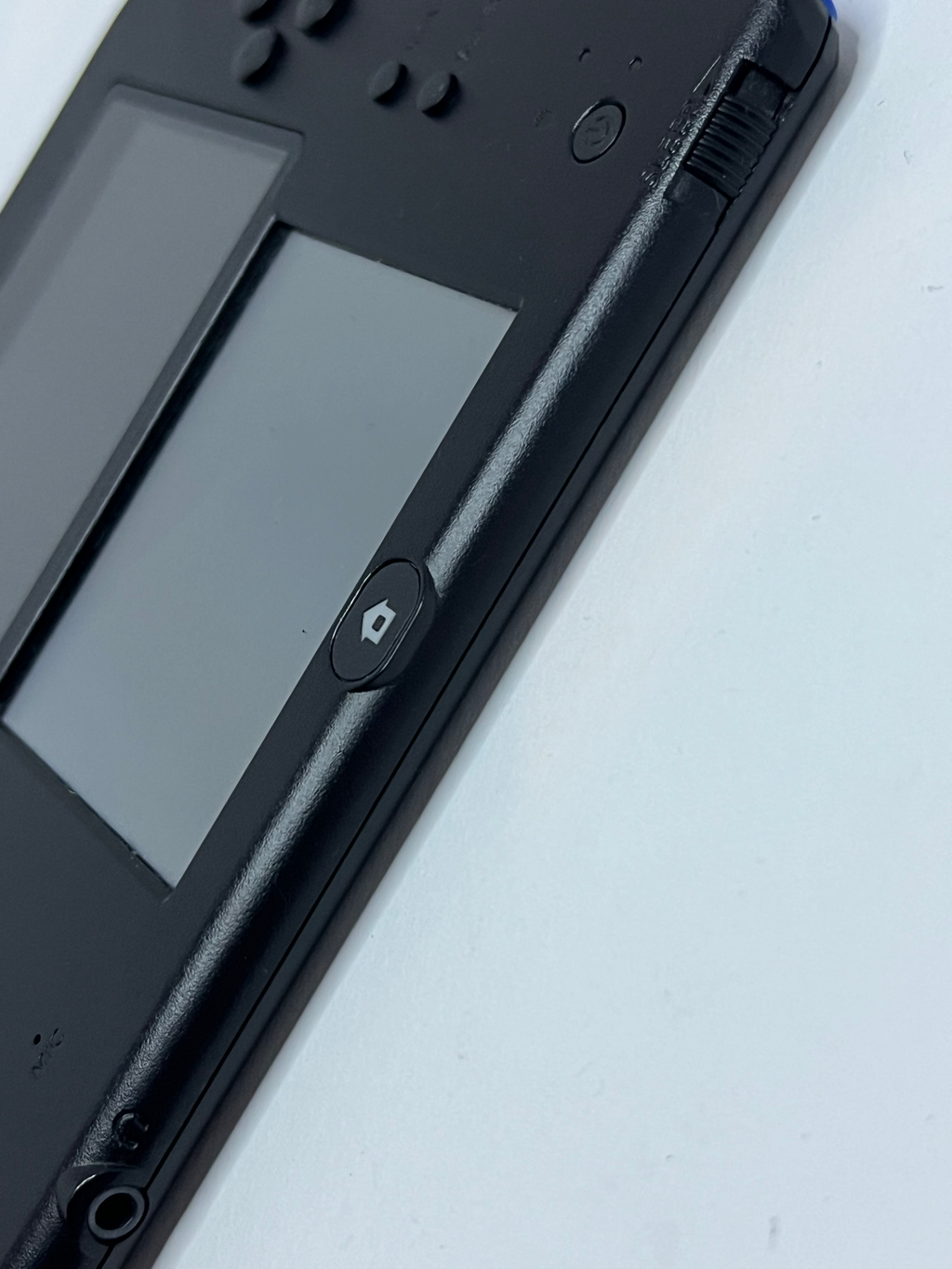 Nintendo 2DS Konsole schwarz blau mit 128GB, Pokemon Bank, Poke Mover & vielen Extras