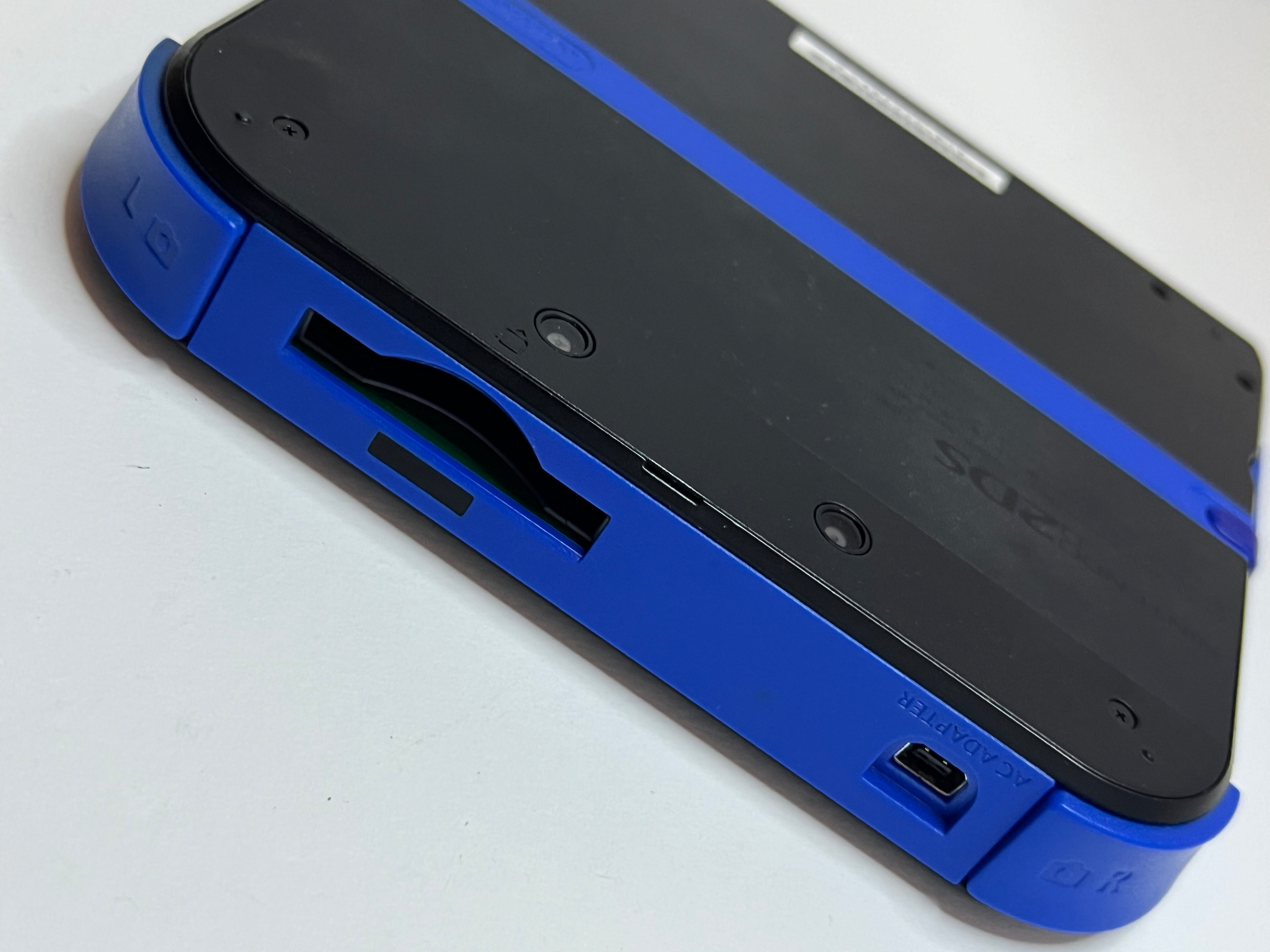 Nintendo 2DS Konsole schwarz blau mit 128GB, Pokemon Bank, Poke Mover & vielen Extras
