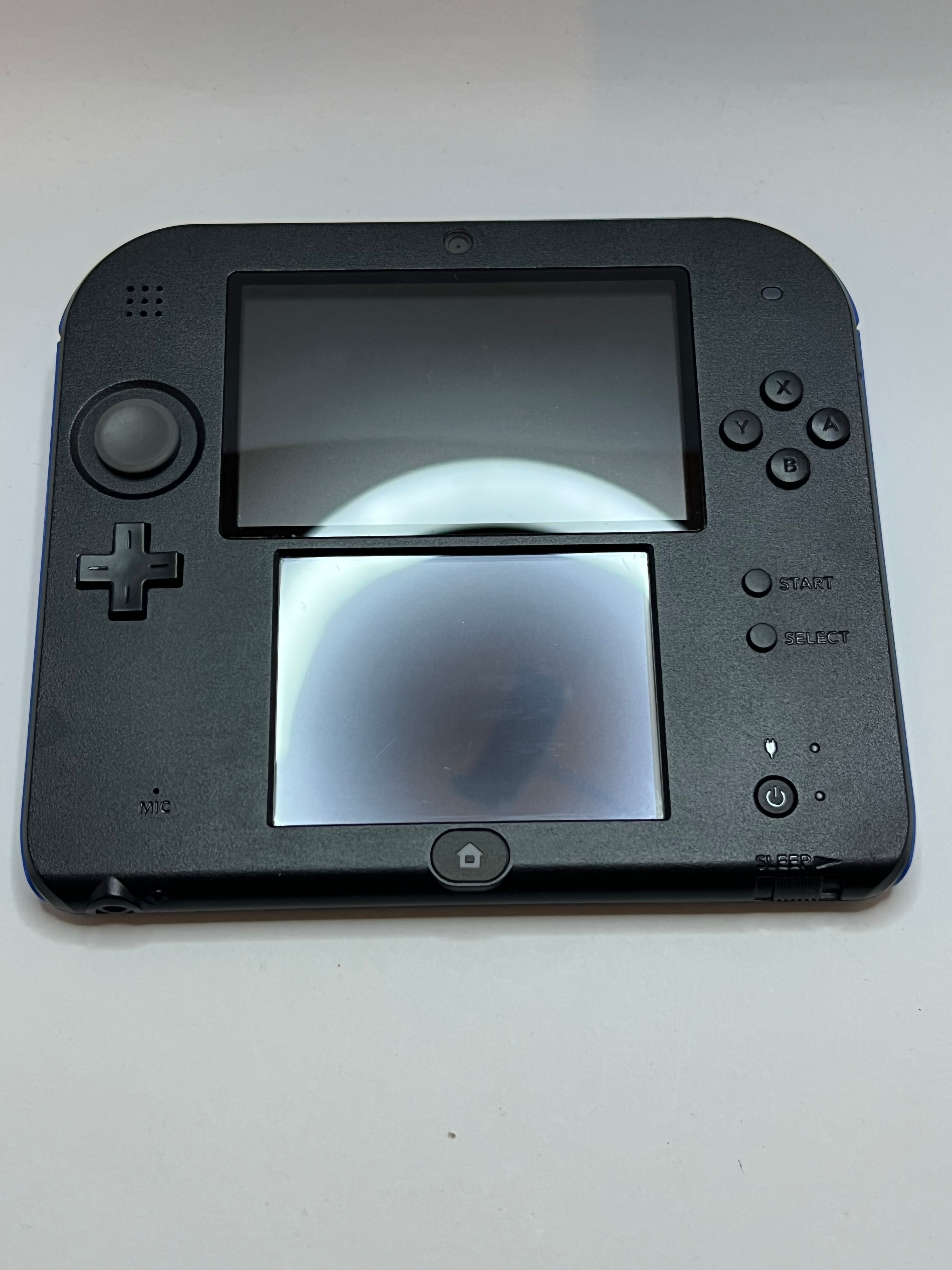 Nintendo 2DS Konsole schwarz blau mit 128GB, Pokemon Bank, Poke Mover & vielen Extras