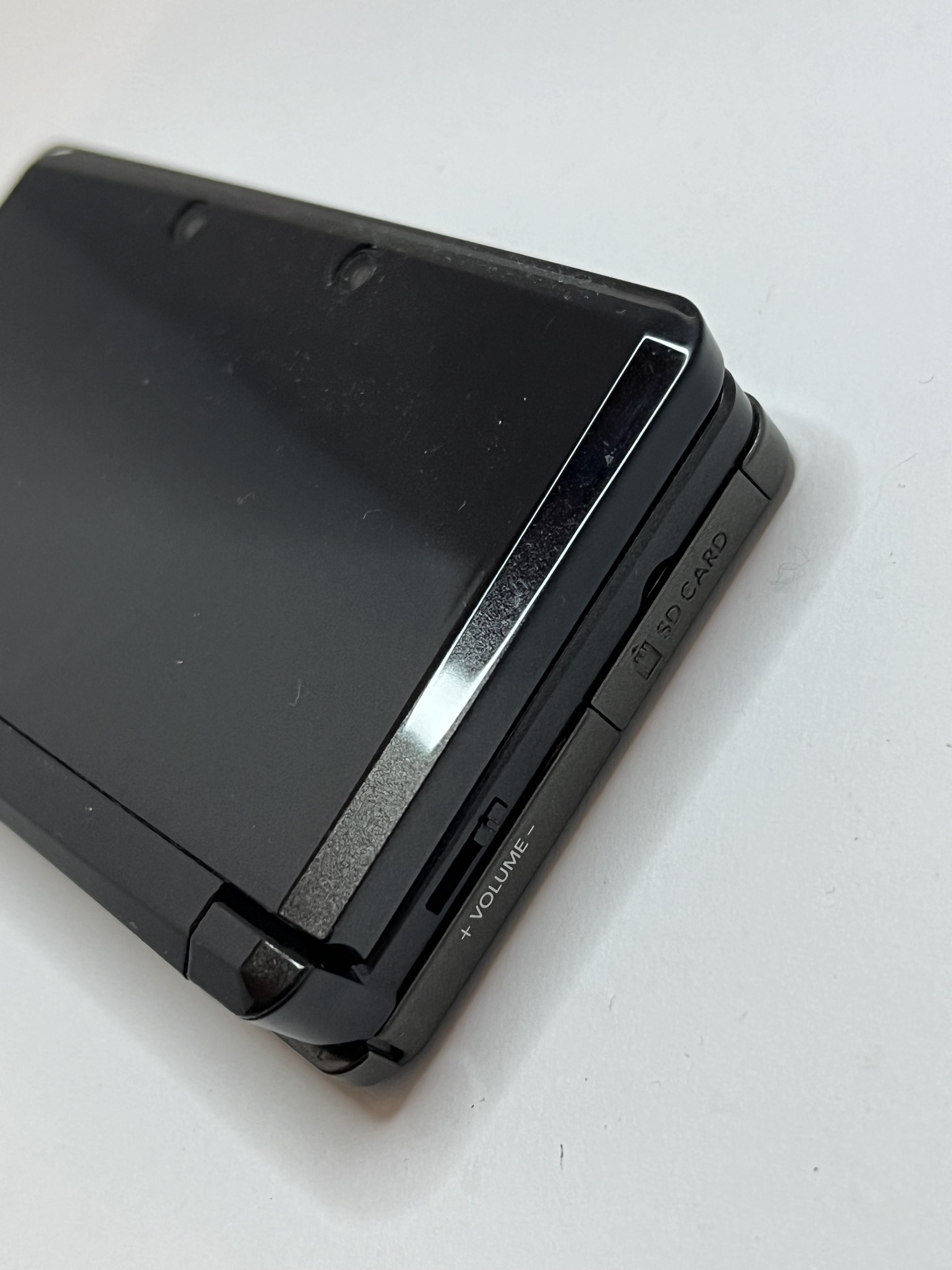 Nintendo 3DS Konsole cosmos schwarz mit 128GB, Pokemon Bank, Poke Mover & vielen Extras