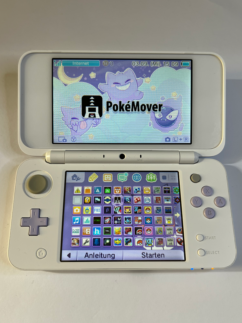 Nintendo New 2DS XL Konsole in weiß lavendel lila mit 128GB, Pokemon Bank, Poke Mover & vielen Extras