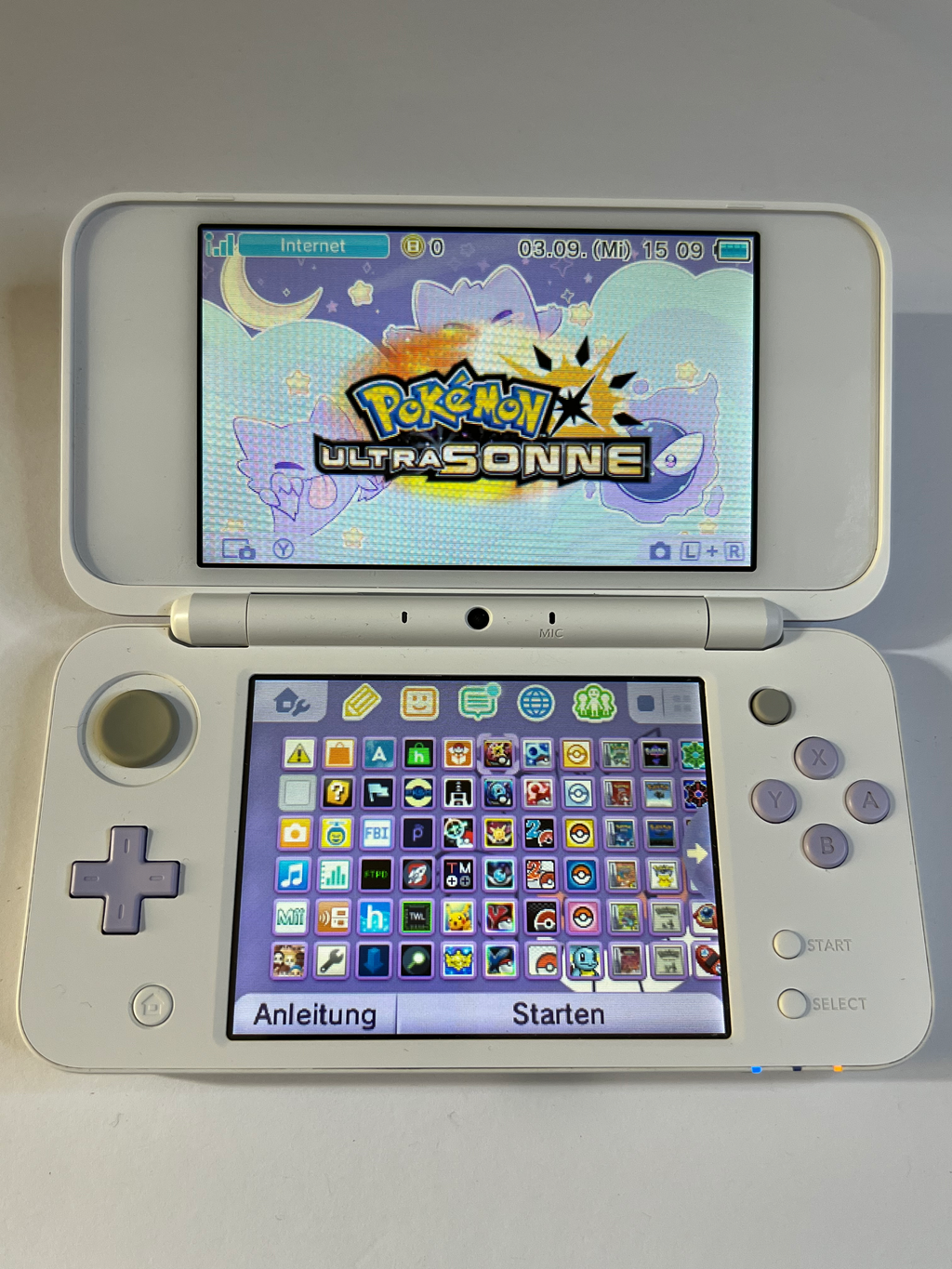 Nintendo New 2DS XL Konsole in weiß lavendel lila mit 128GB, Pokemon Bank, Poke Mover & vielen Extras
