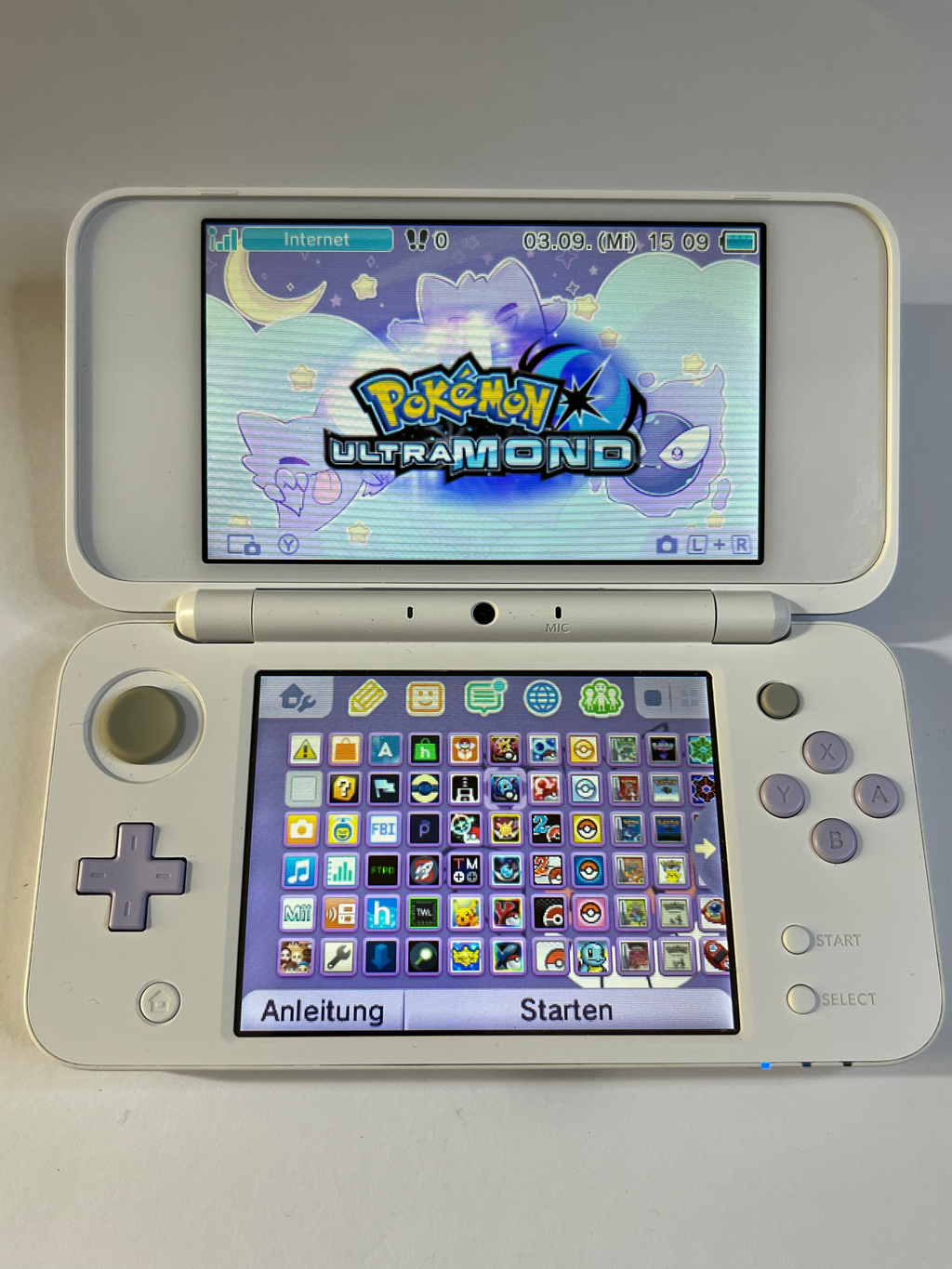 Nintendo New 2DS XL Konsole in weiß lavendel lila mit 128GB, Pokemon Bank, Poke Mover & vielen Extras