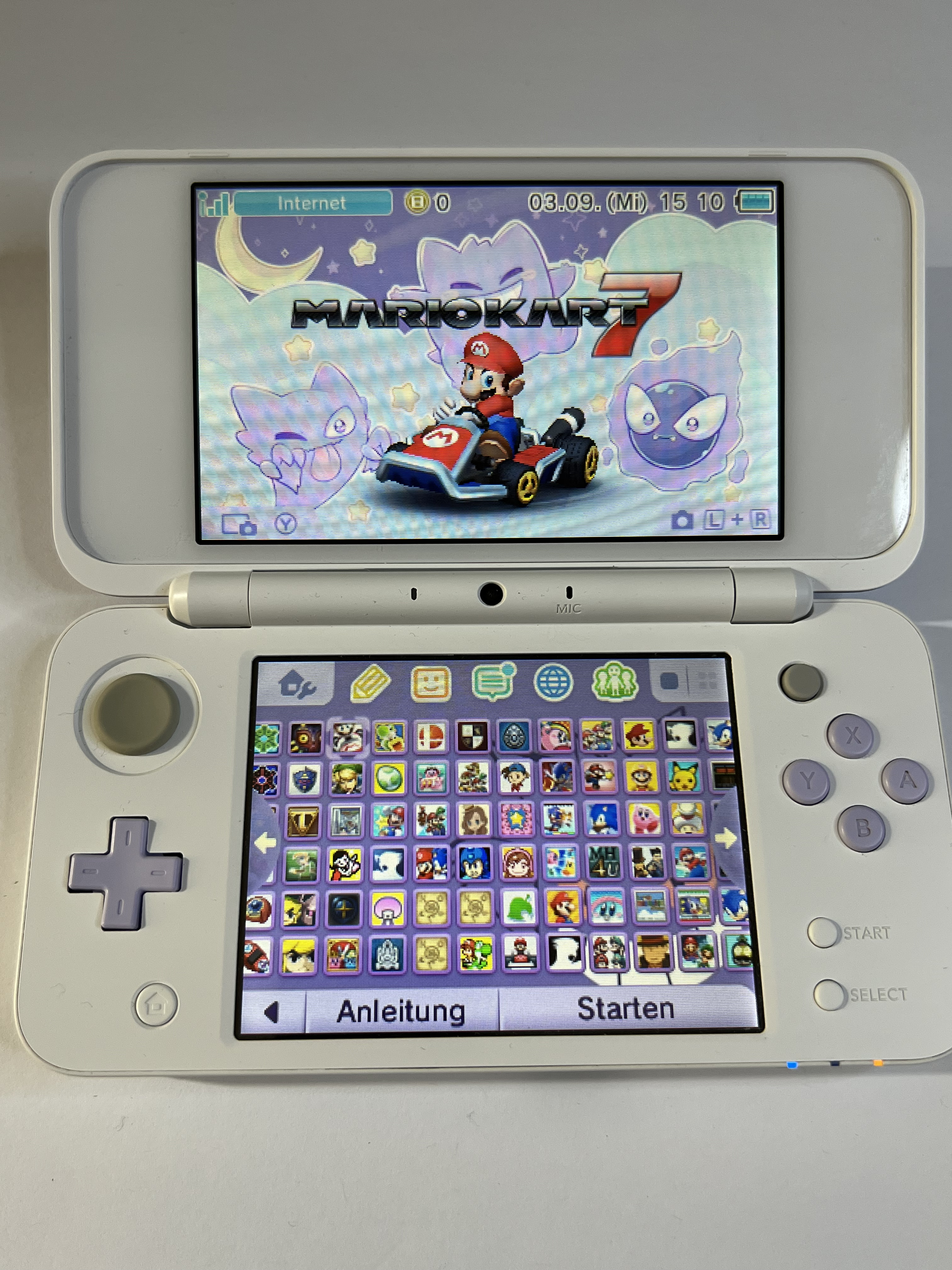 Nintendo New 2DS XL Konsole in weiß lavendel lila mit 128GB, Pokemon Bank, Poke Mover & vielen Extras