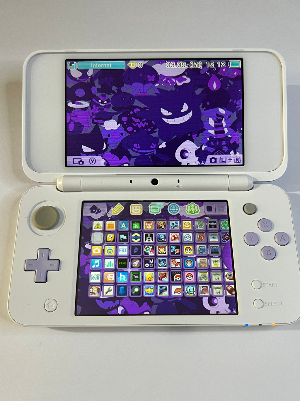 Nintendo New 2DS XL Konsole weiß violett lavendel lila in OVP CIB mit 128GB, Pokemon Bank, Poke Mover & vielen Extras