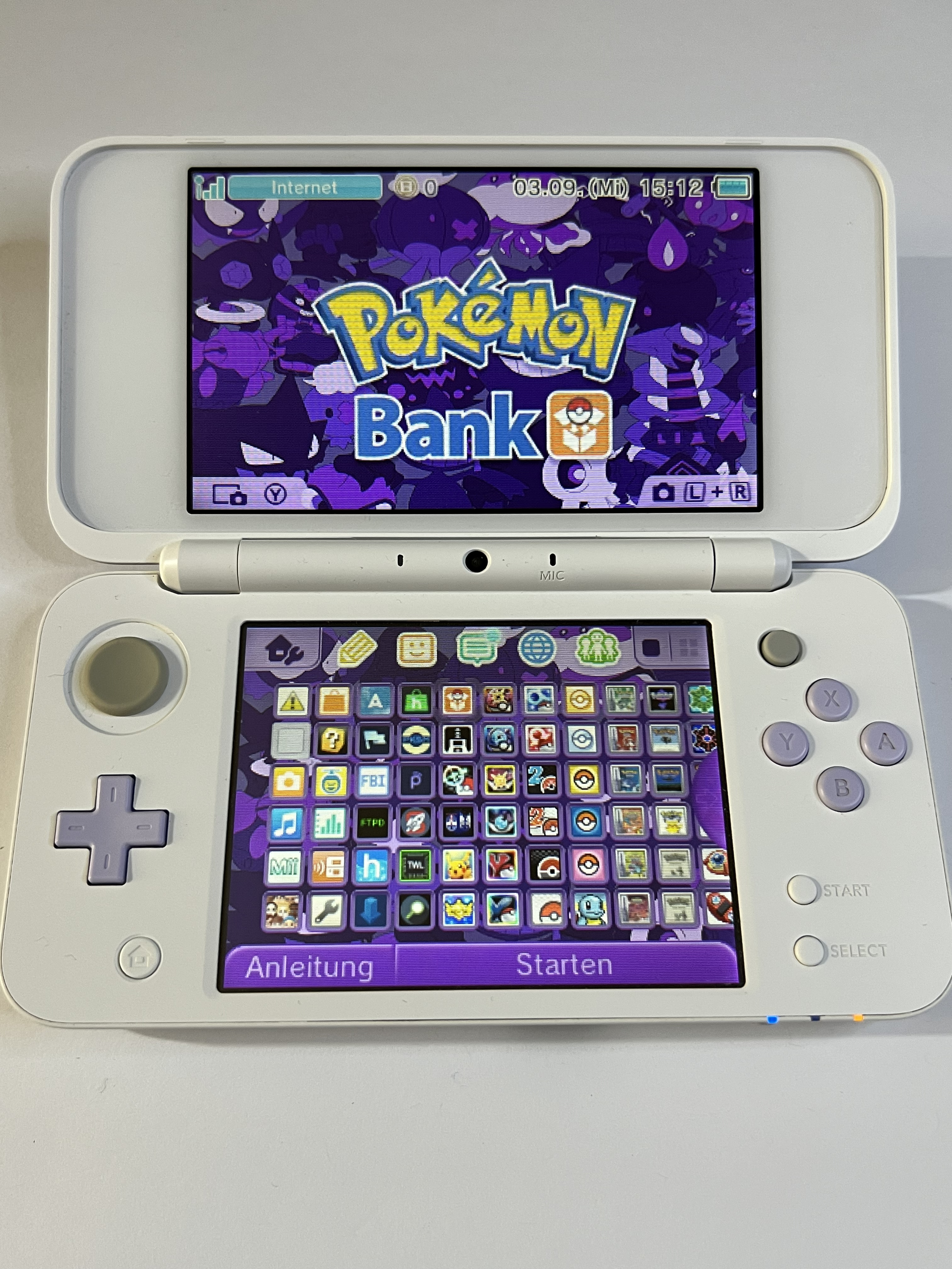 Nintendo New 2DS XL Konsole weiß violett lavendel lila in OVP CIB mit 128GB, Pokemon Bank, Poke Mover & vielen Extras