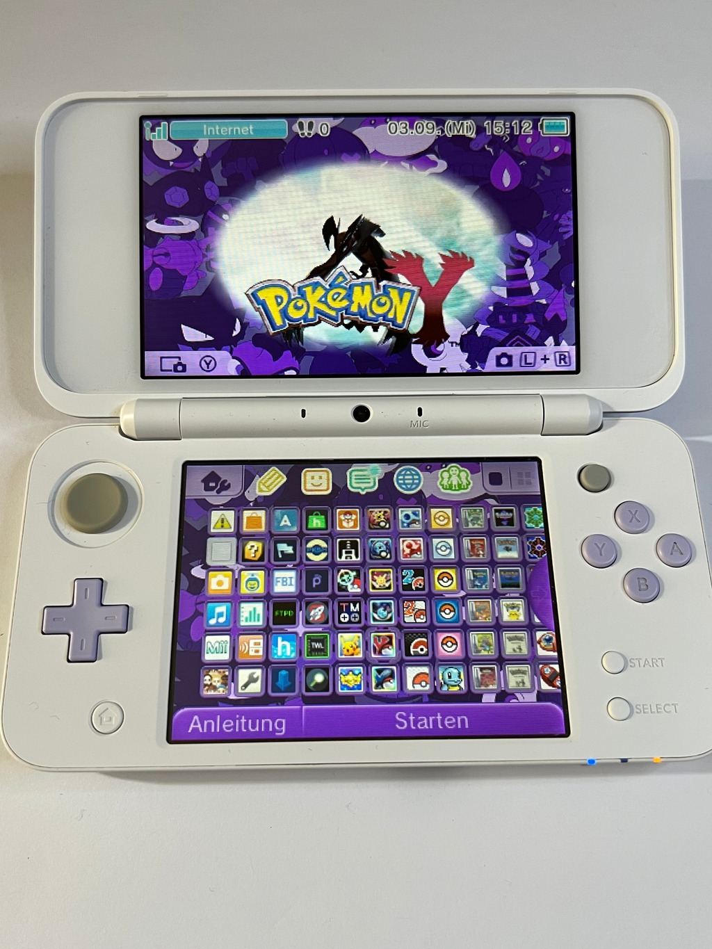 Nintendo New 2DS XL Konsole weiß violett lavendel lila in OVP CIB mit 128GB, Pokemon Bank, Poke Mover & vielen Extras