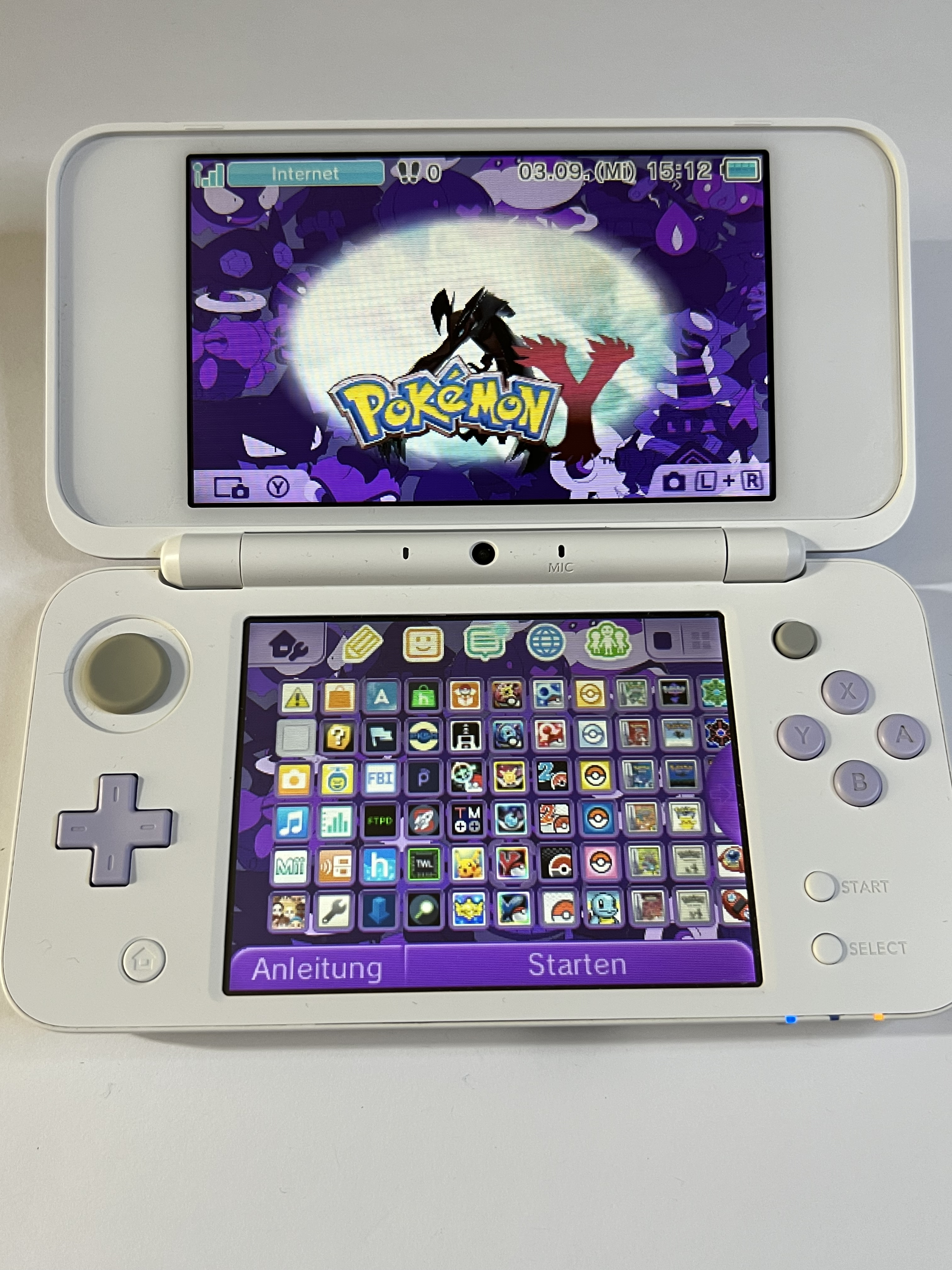 Nintendo New 2DS XL Konsole weiß violett lavendel lila in OVP CIB mit 128GB, Pokemon Bank, Poke Mover & vielen Extras
