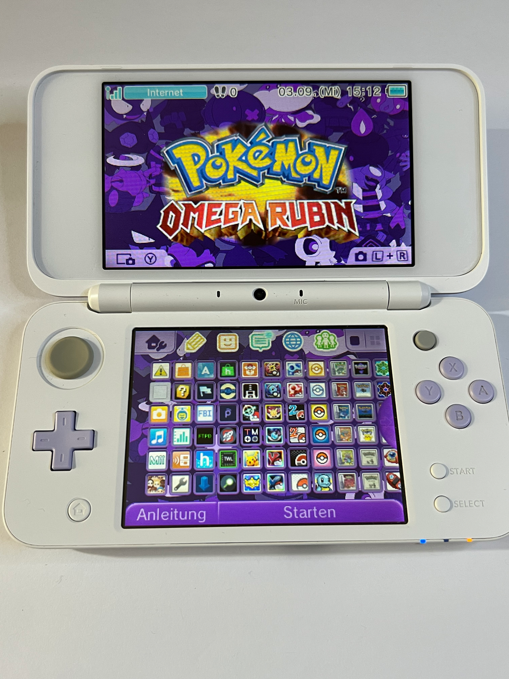 Nintendo New 2DS XL Konsole weiß violett lavendel lila in OVP CIB mit 128GB, Pokemon Bank, Poke Mover & vielen Extras