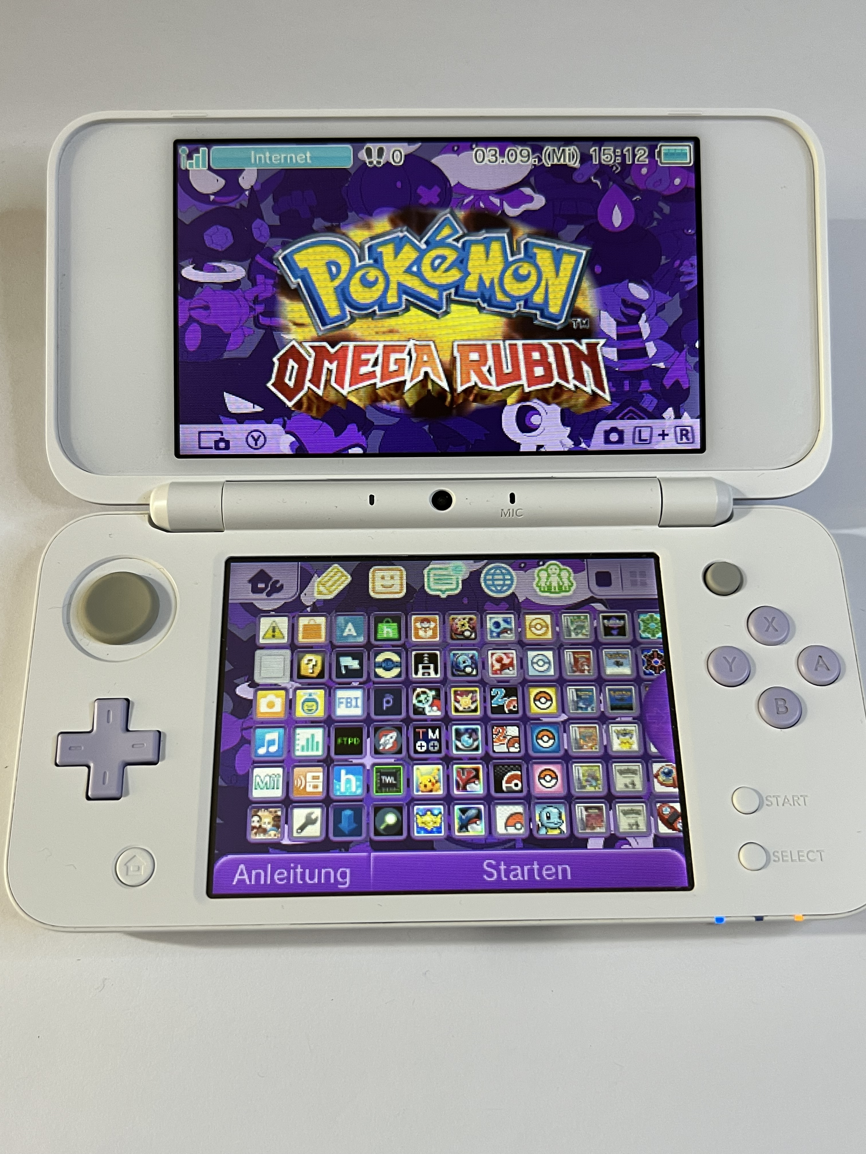 Nintendo New 2DS XL Konsole weiß violett lavendel lila in OVP CIB mit 128GB, Pokemon Bank, Poke Mover & vielen Extras
