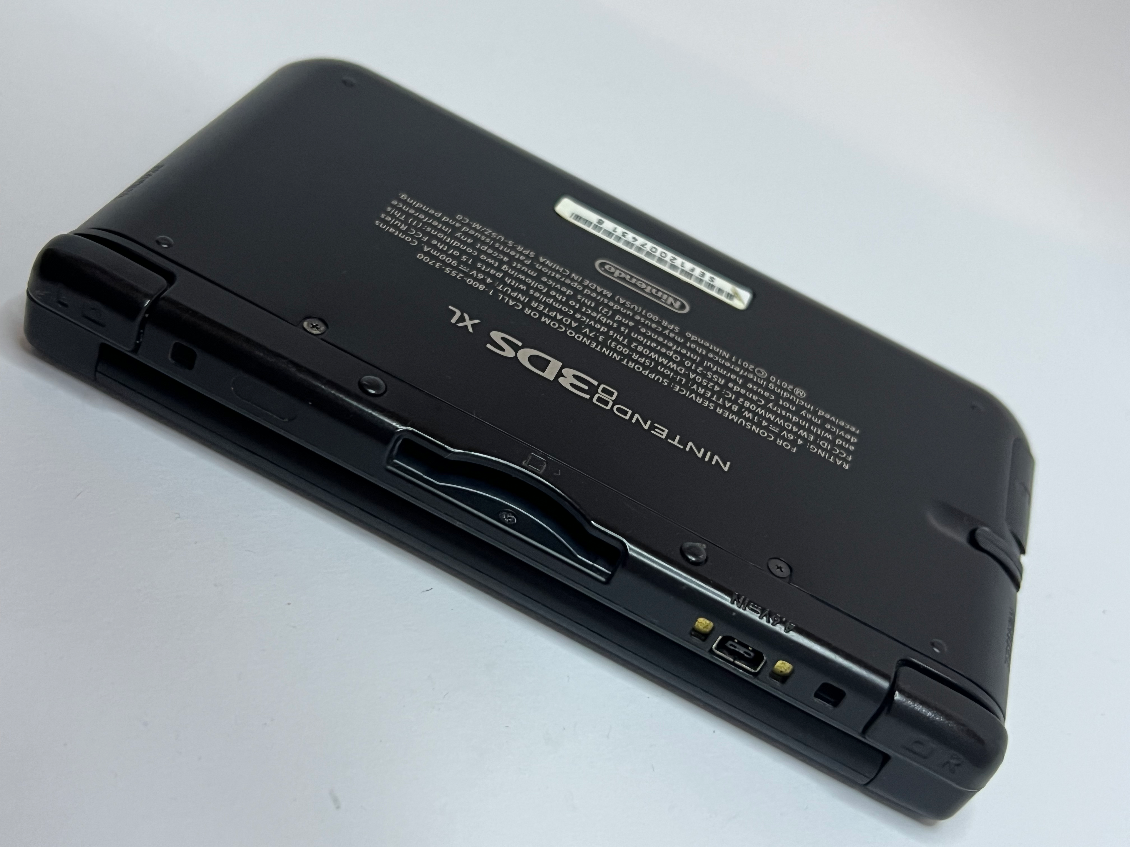 Nintendo 3DS XL Konsole schwarz mit 128GB, Pokemon Bank, Poke Mover & vielen Extras