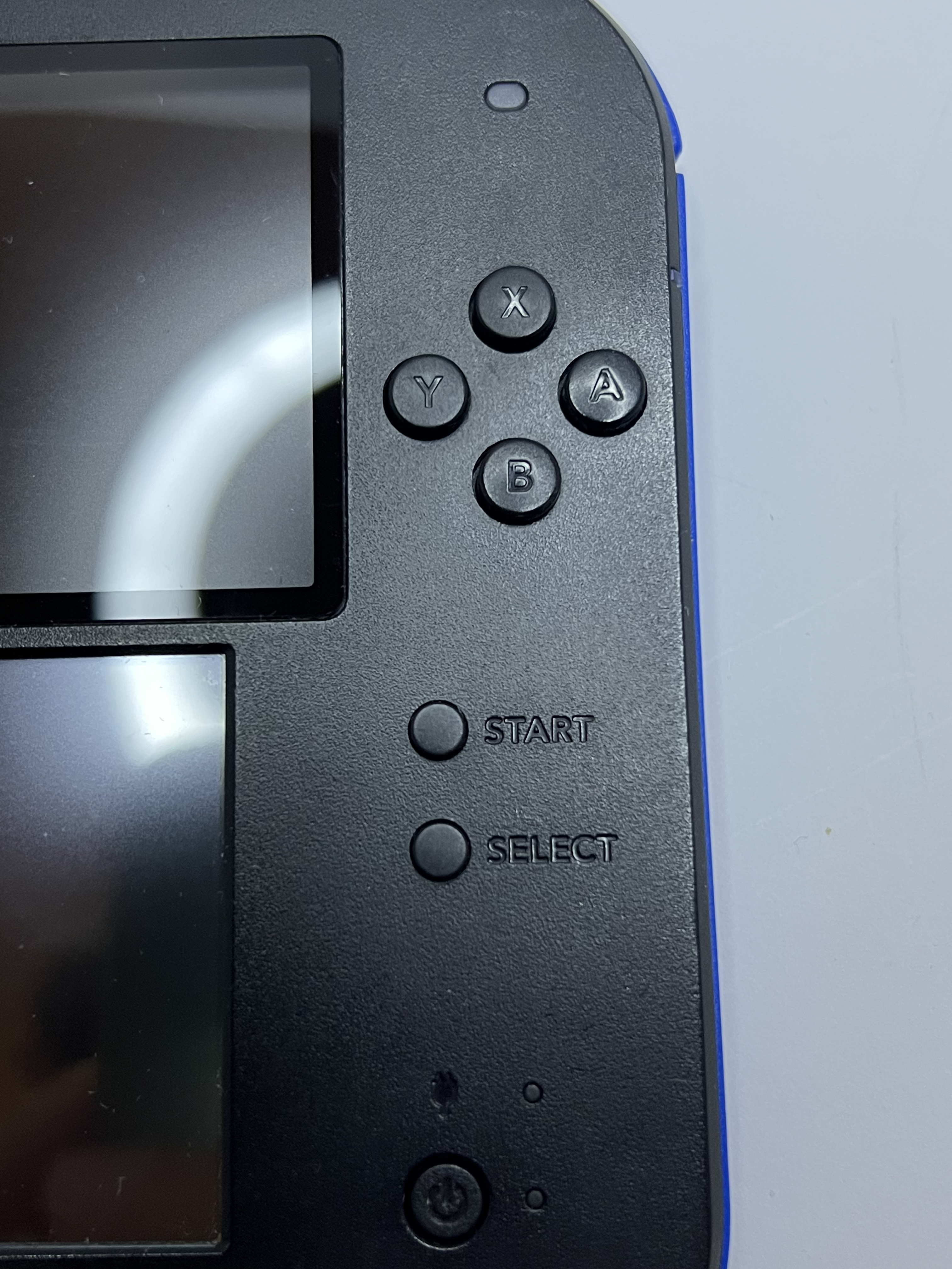 Nintendo 2DS Konsole schwarz blau mit 128GB, Pokemon Bank, Poke Mover & vielen Extras