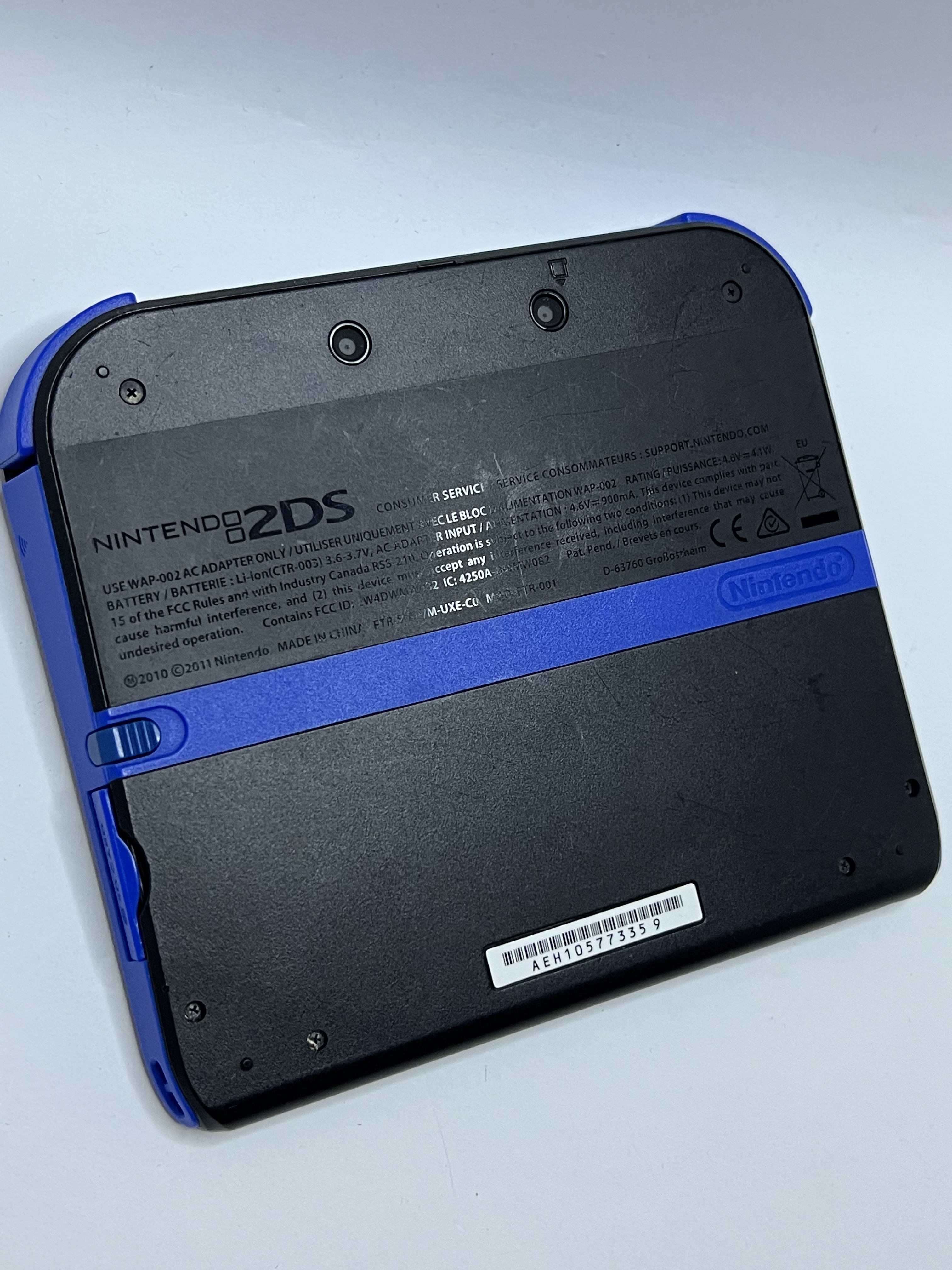 Nintendo 2DS Konsole schwarz blau mit 128GB, Pokemon Bank, Poke Mover & vielen Extras