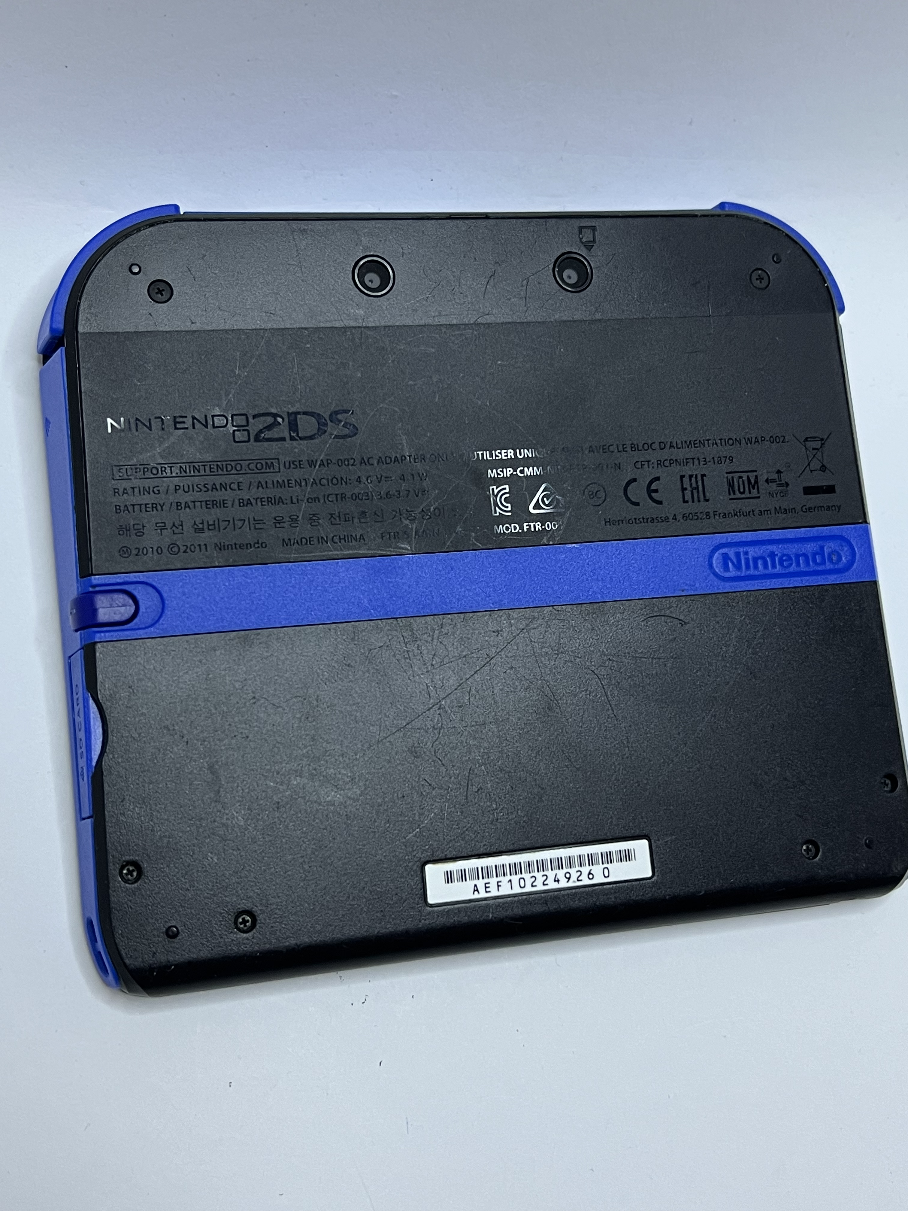 Nintendo 2DS Konsole schwarz blau mit 128GB, Pokemon Bank, Poke Mover & vielen Extras
