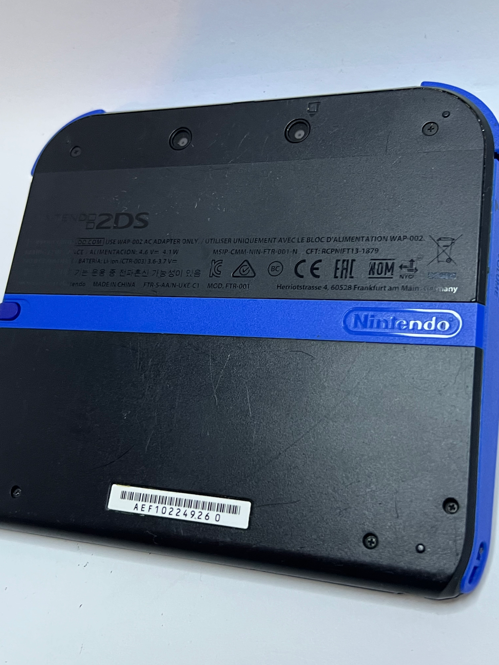 Nintendo 2DS Konsole schwarz blau mit 128GB, Pokemon Bank, Poke Mover & vielen Extras