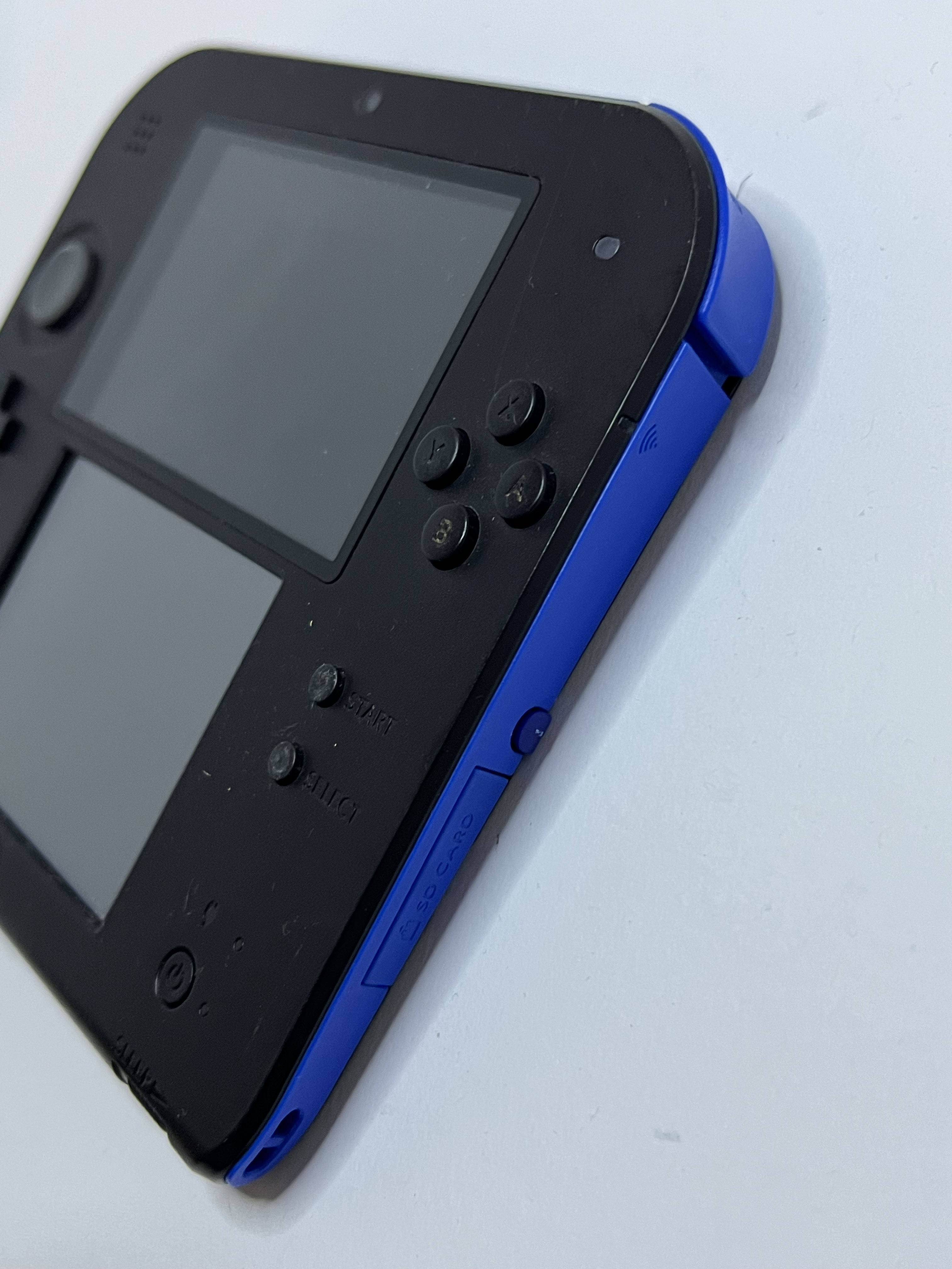 Nintendo 2DS Konsole schwarz blau mit 128GB, Pokemon Bank, Poke Mover & vielen Extras