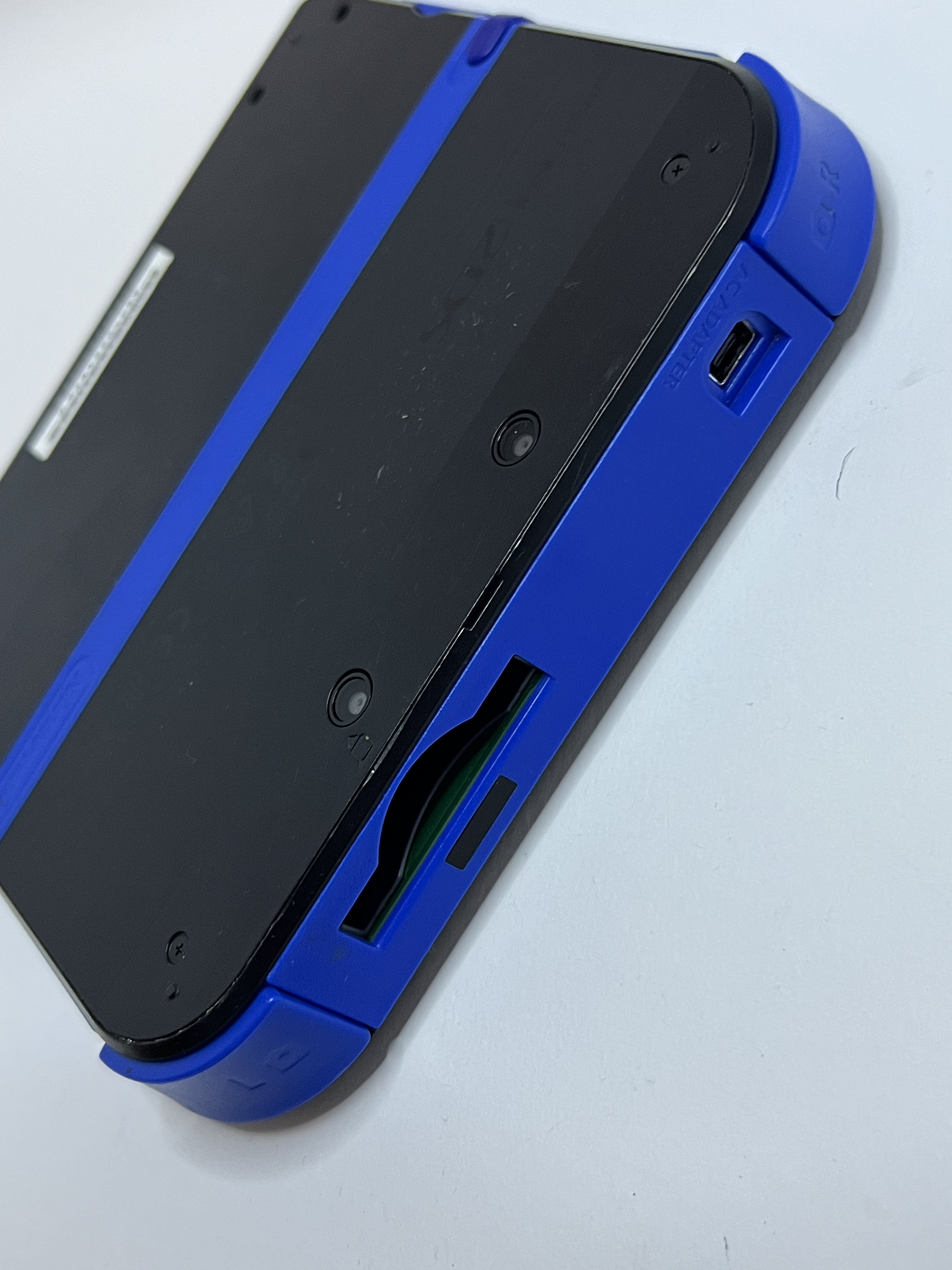Nintendo 2DS Konsole schwarz blau mit 128GB, Pokemon Bank, Poke Mover & vielen Extras