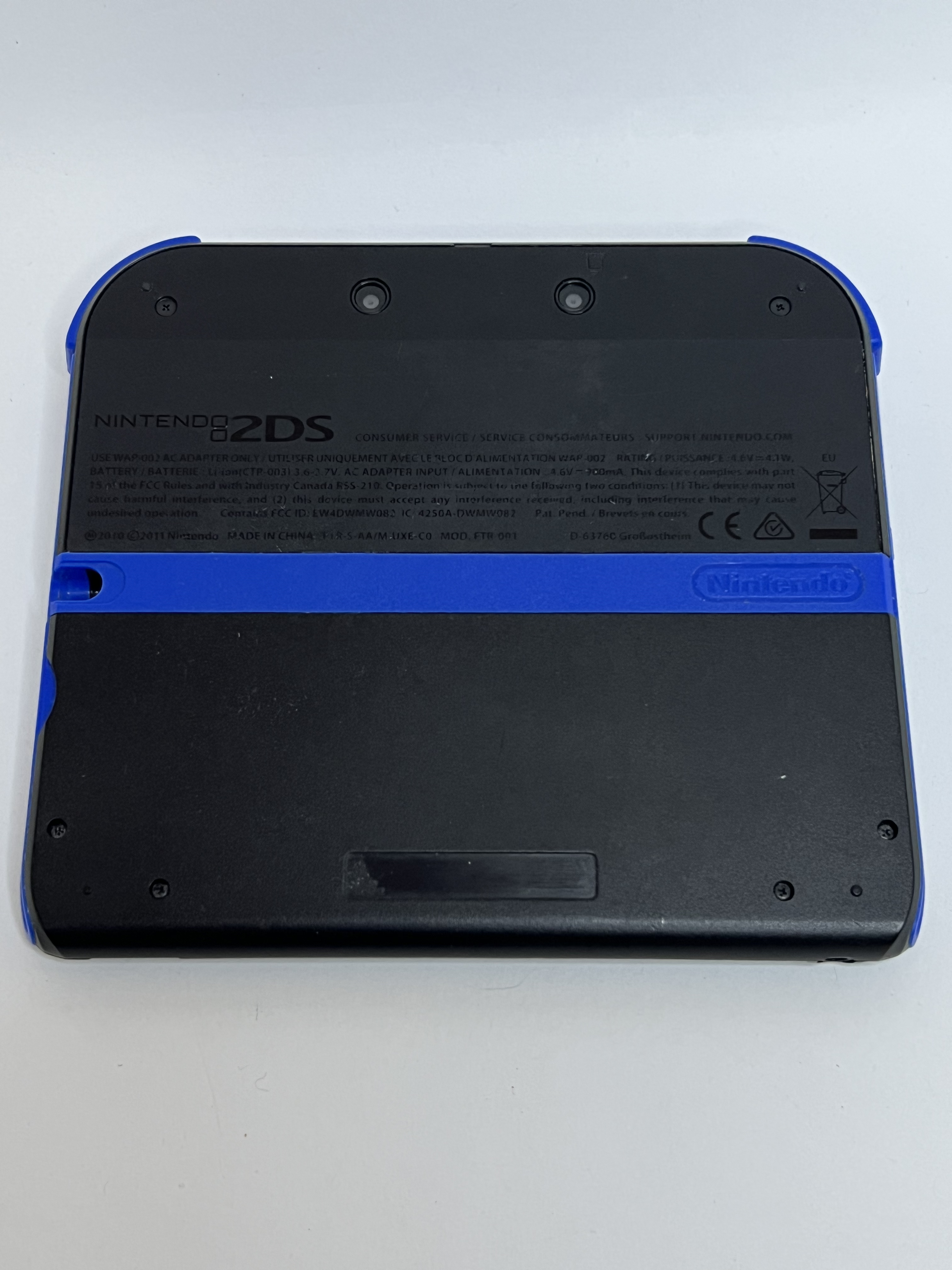Nintendo 2DS Konsole schwarz blau mit 128GB, Pokemon Bank, Poke Mover & vielen Extras