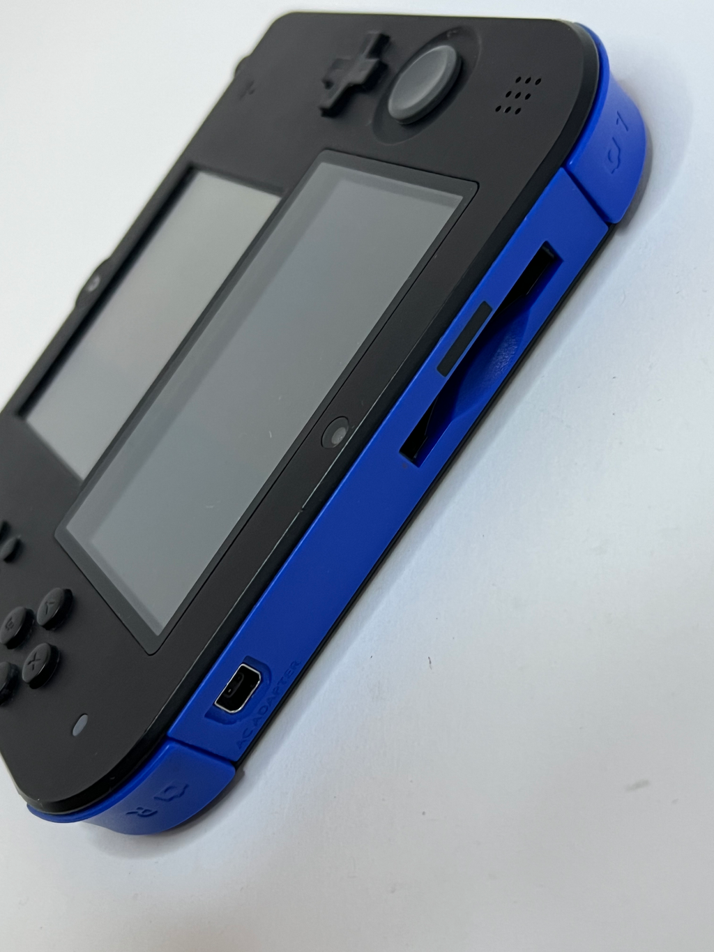 Nintendo 2DS Konsole schwarz blau mit 128GB, Pokemon Bank, Poke Mover & vielen Extras