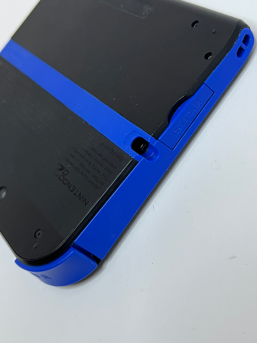 Nintendo 2DS Konsole schwarz blau mit 128GB, Pokemon Bank, Poke Mover & vielen Extras