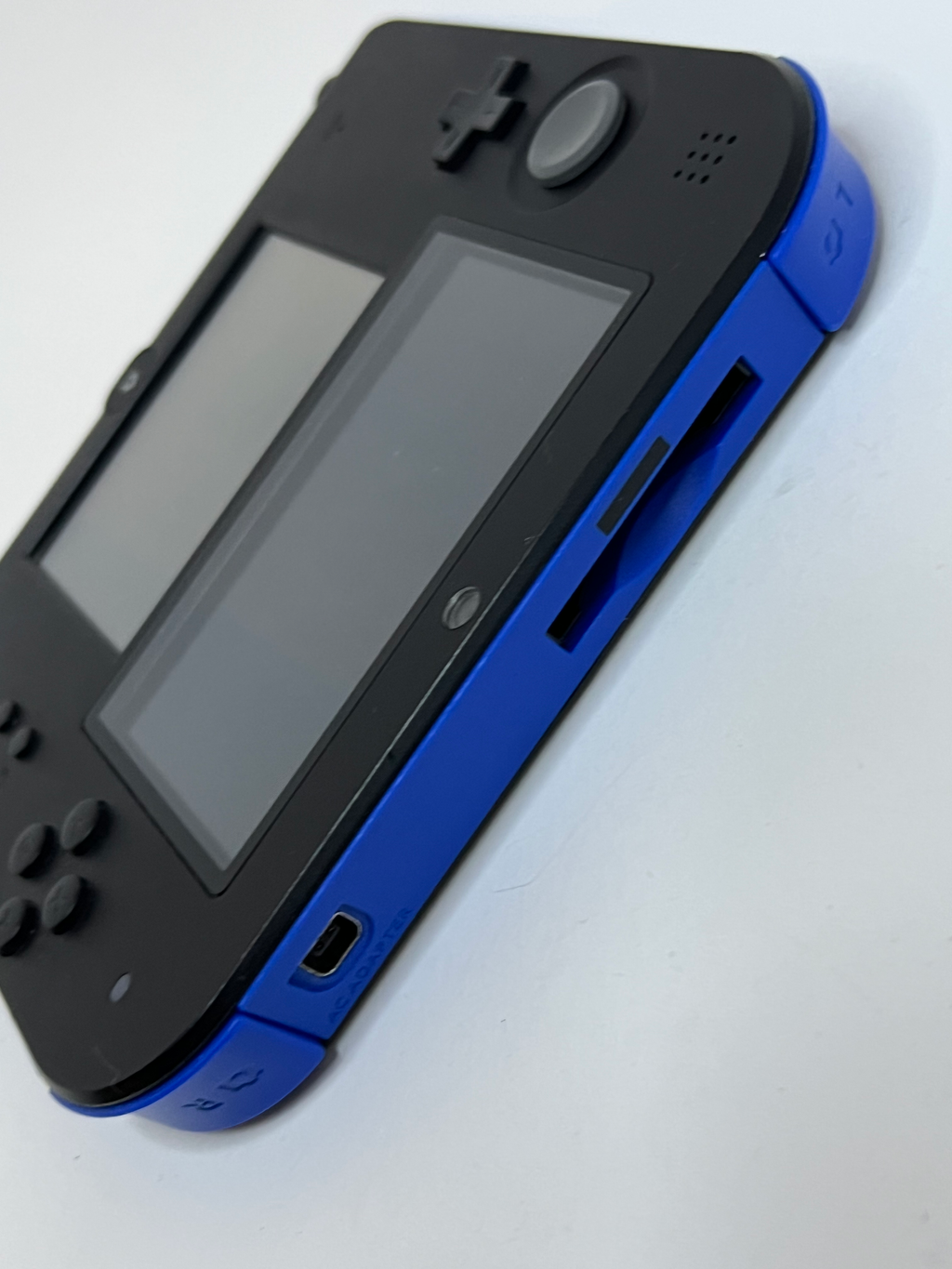 Nintendo 2DS Konsole schwarz blau mit 128GB, Pokemon Bank, Poke Mover & vielen Extras