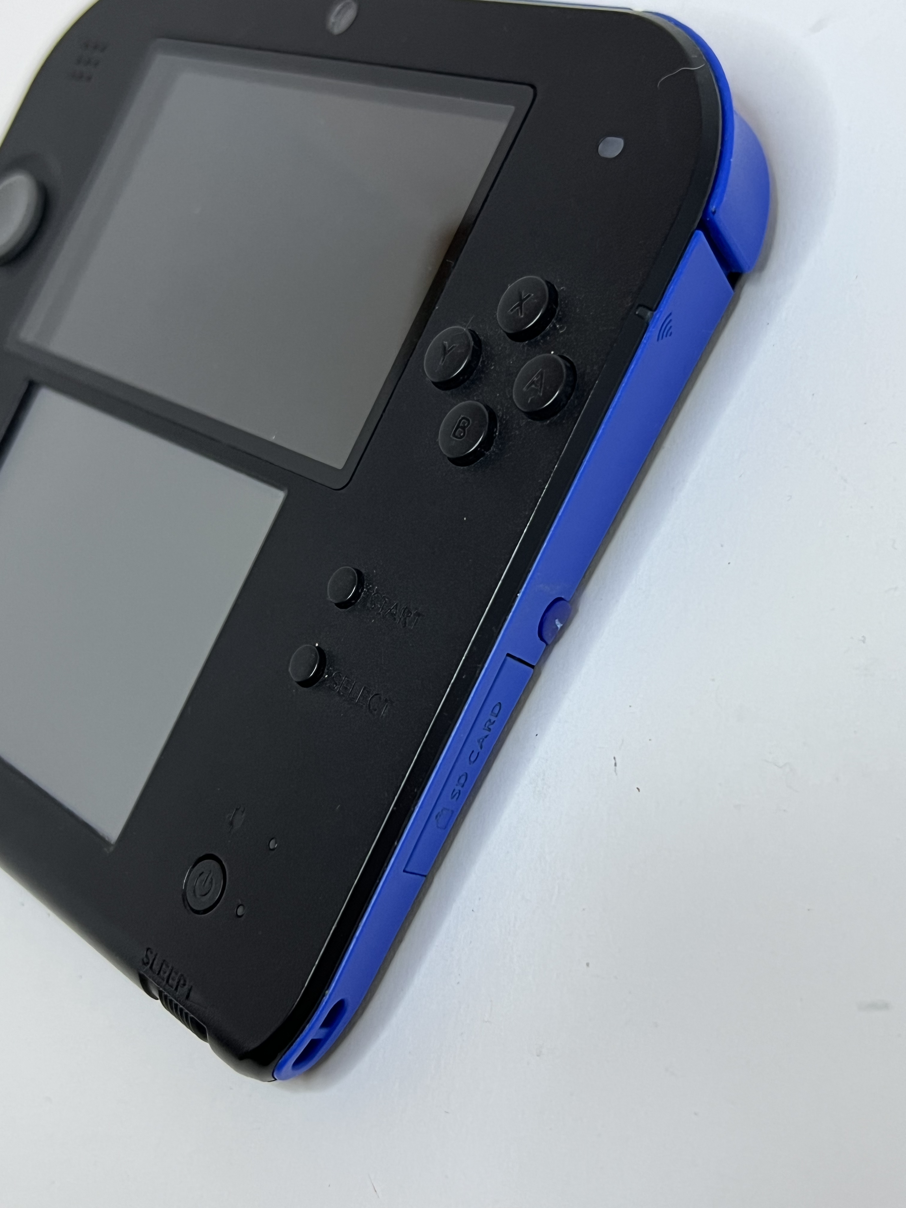Nintendo 2DS Konsole schwarz blau mit 128GB, Pokemon Bank, Poke Mover & vielen Extras