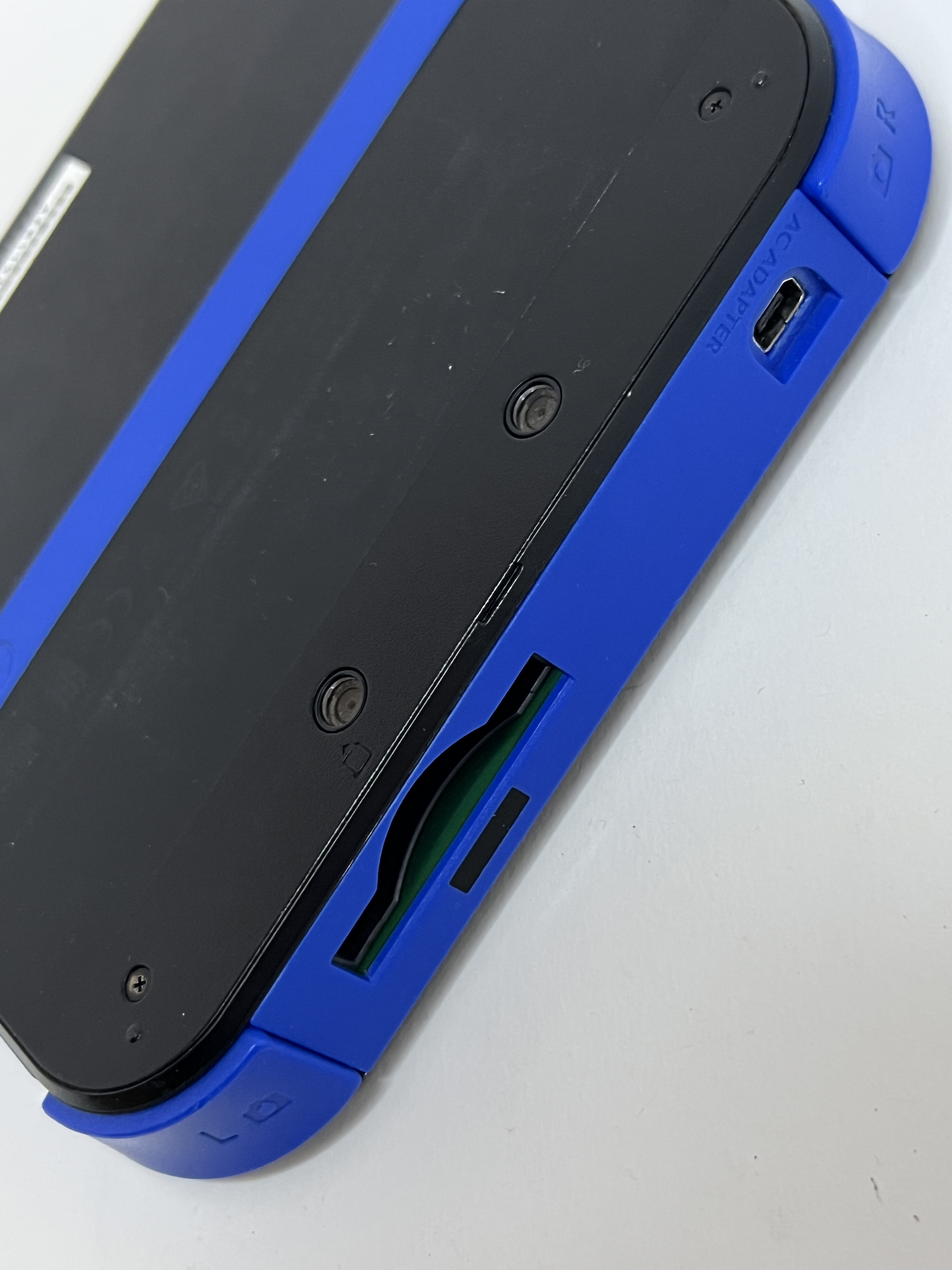 Nintendo 2DS Konsole schwarz blau mit 128GB, Pokemon Bank, Poke Mover & vielen Extras