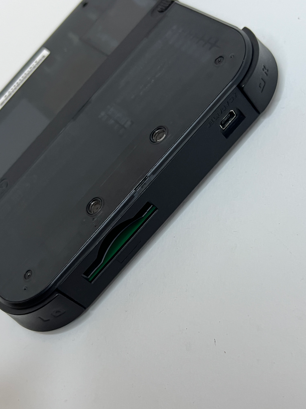 Nintendo 2DS Konsole schwarz transparent mit 128GB, Pokemon Bank, Poke Mover & vielen Extras