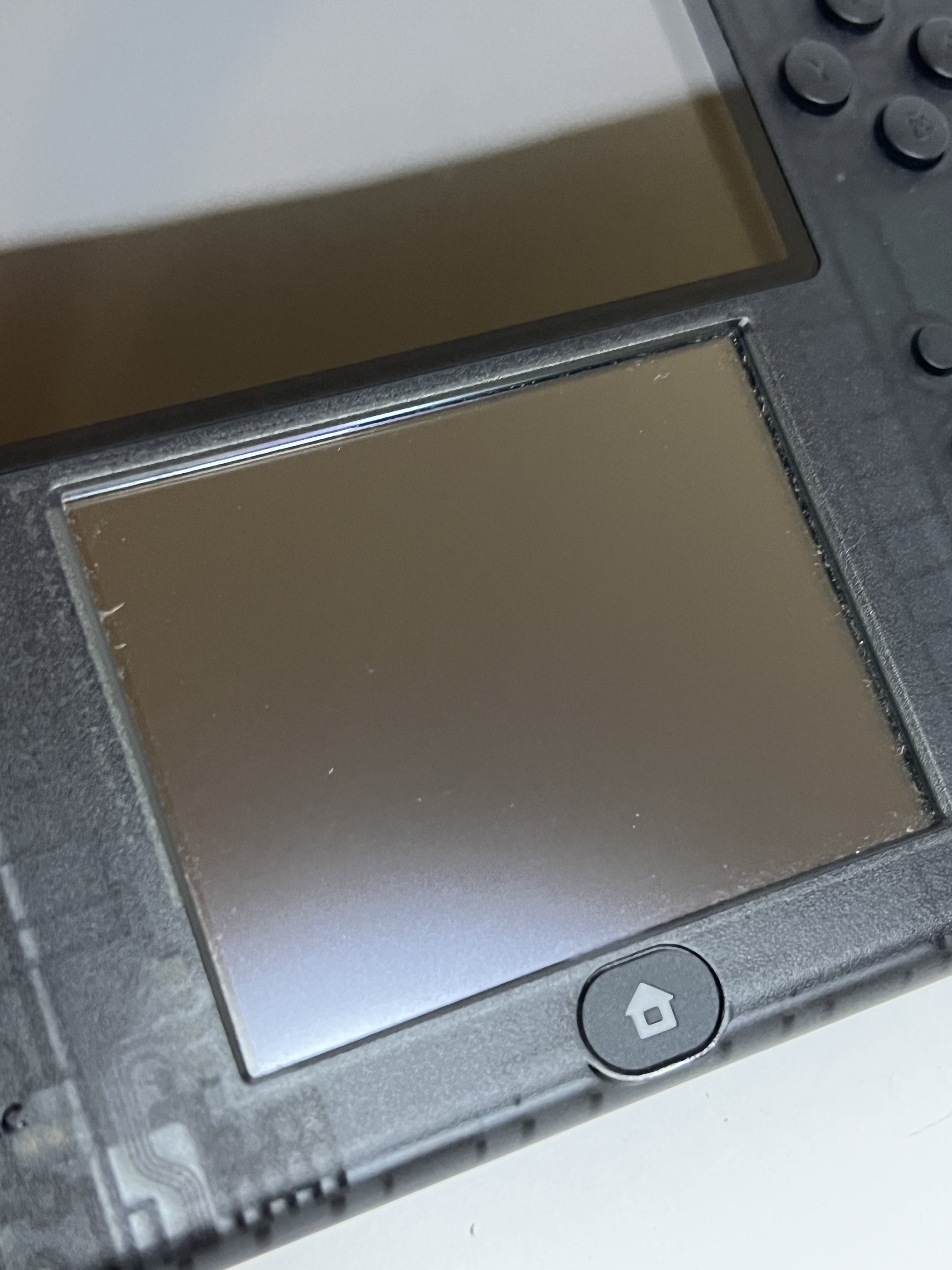 Nintendo 2DS Konsole schwarz transparent in OVP mit 128GB, Pokemon Bank, Poke Mover & vielen Extras