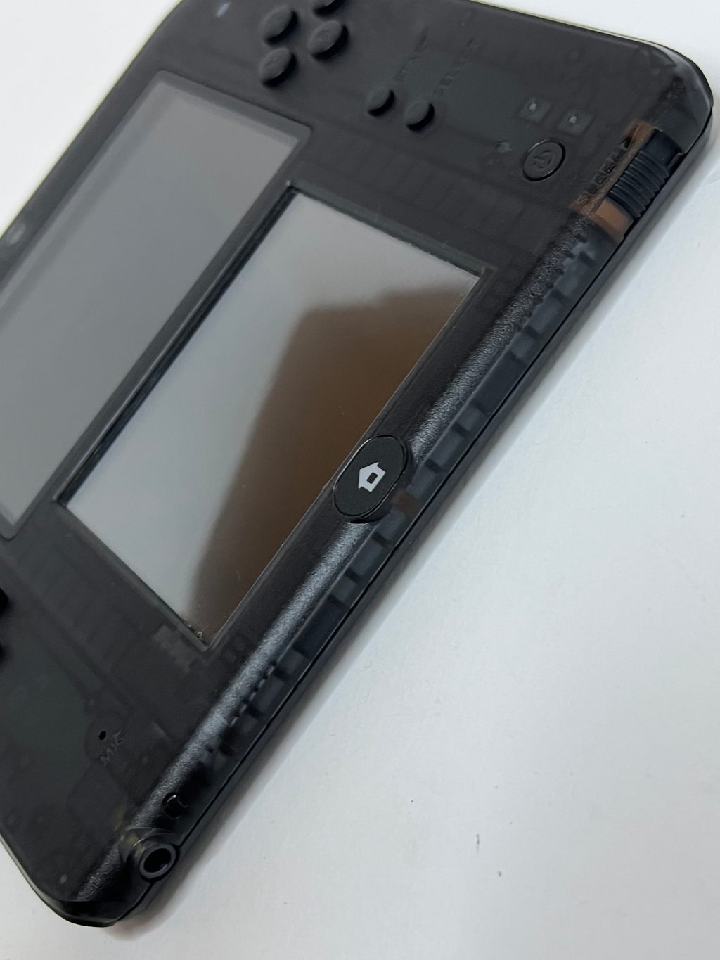 Nintendo 2DS Konsole schwarz transparent in OVP mit 128GB, Pokemon Bank, Poke Mover & vielen Extras