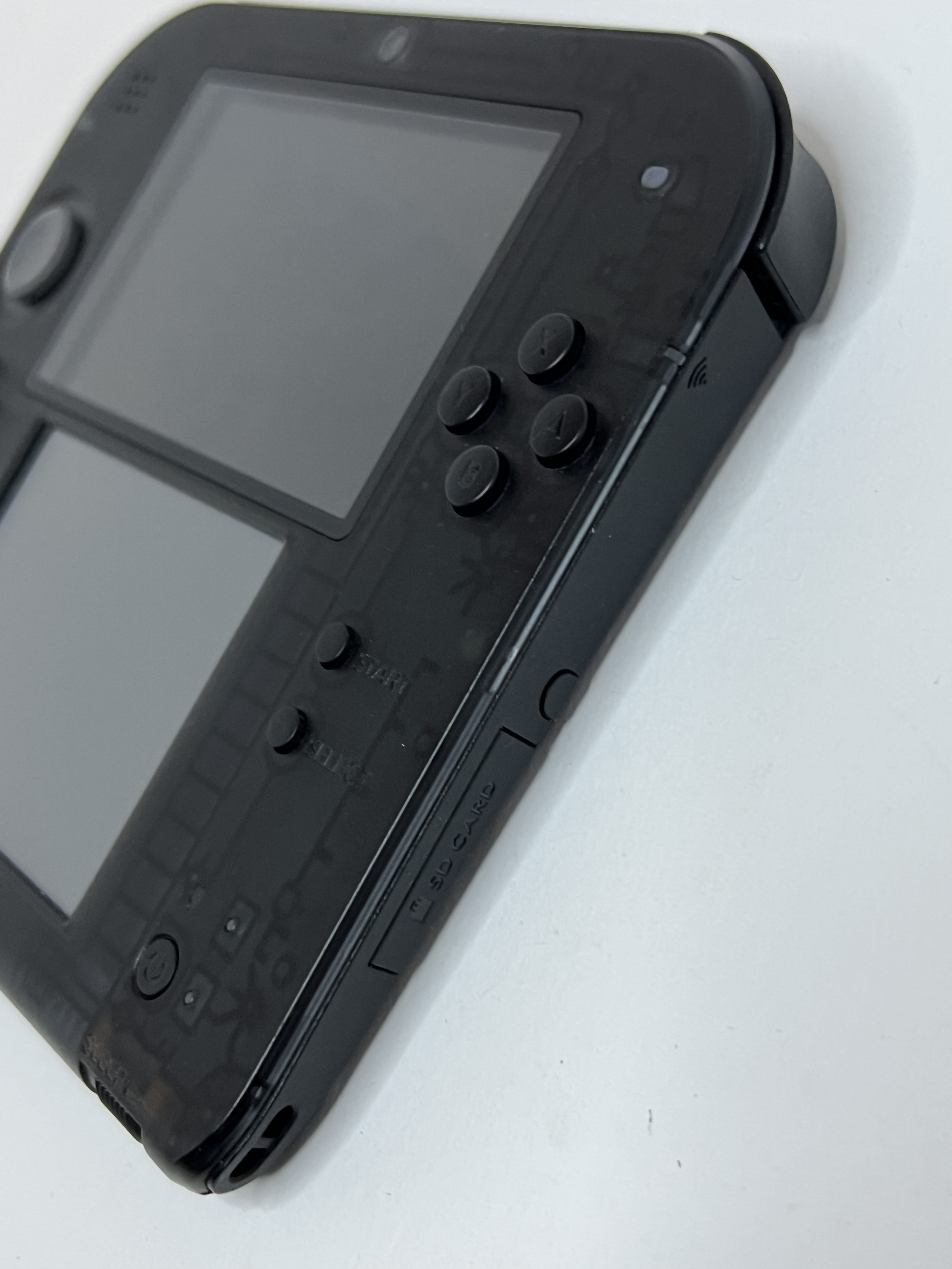 Nintendo 2DS Konsole schwarz transparent in OVP mit 128GB, Pokemon Bank, Poke Mover & vielen Extras
