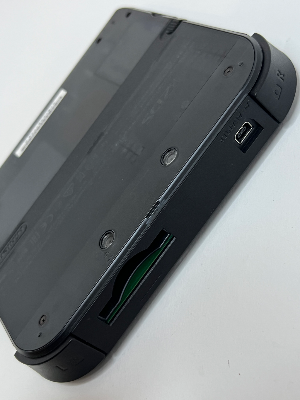 Nintendo 2DS Konsole schwarz transparent in OVP mit 128GB, Pokemon Bank, Poke Mover & vielen Extras