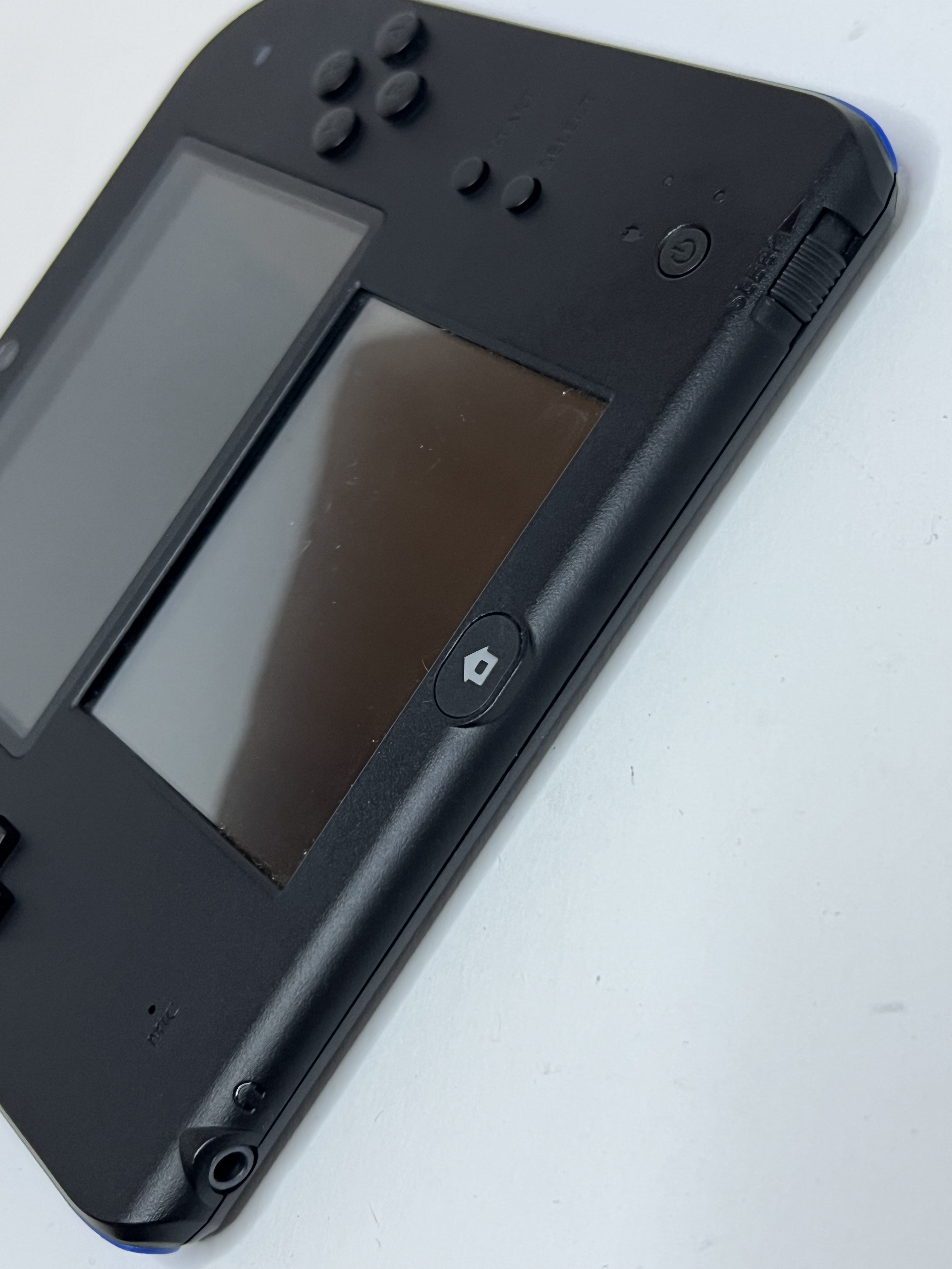 Nintendo 2DS Konsole schwarz blau CIB in OVP mit 128GB, Pokemon Bank, Poke Mover & vielen Extras