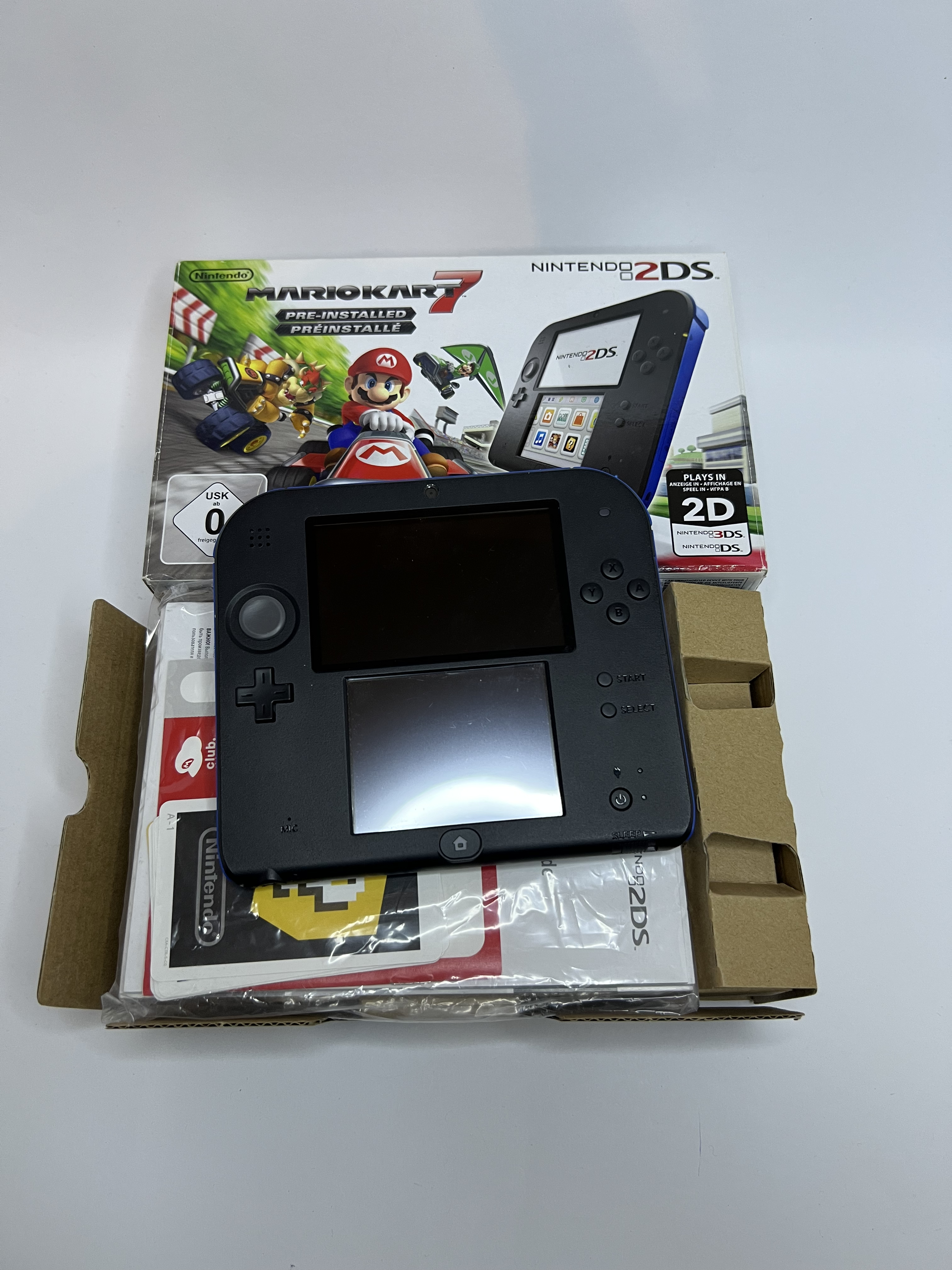 Nintendo 2DS Konsole schwarz blau CIB in OVP mit 128GB, Pokemon Bank, Poke Mover & vielen Extras