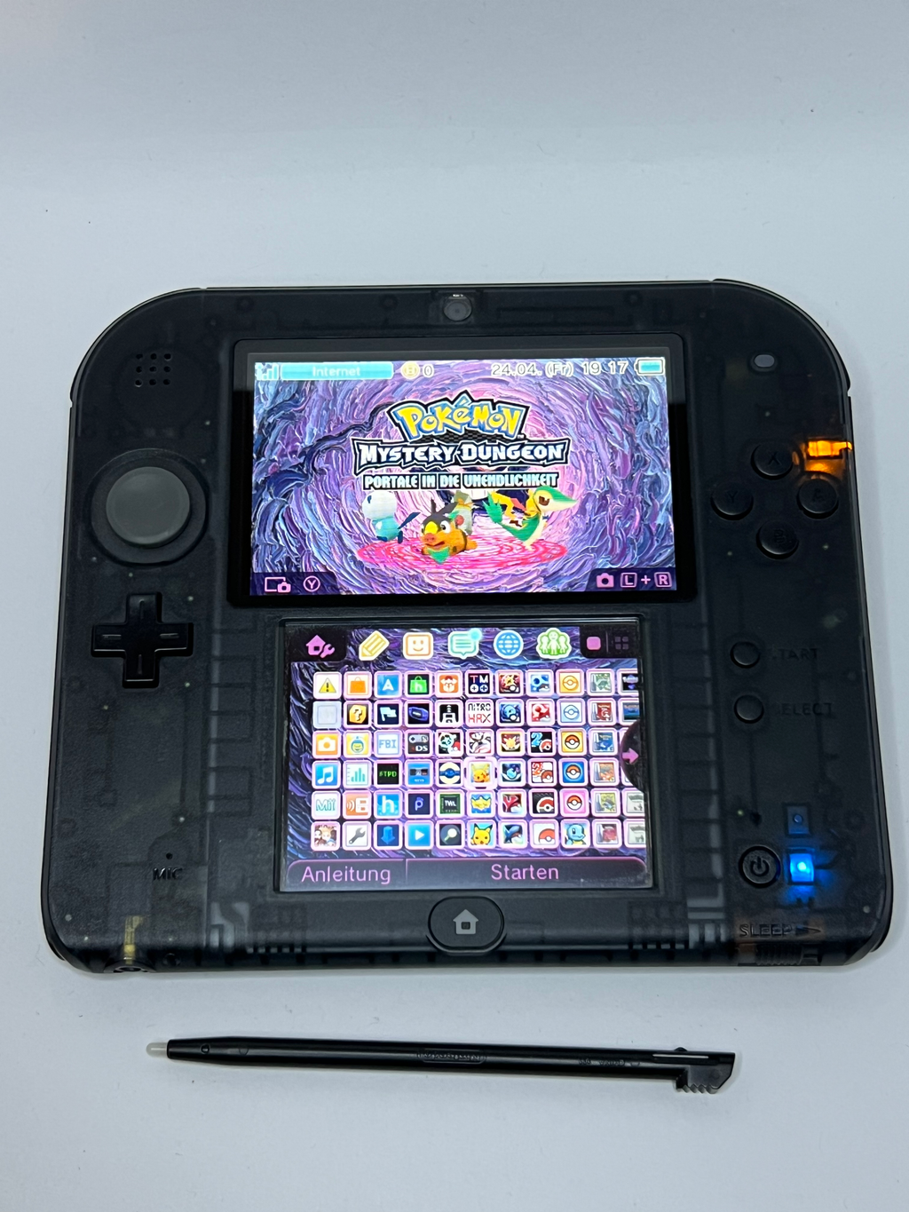Nintendo 2DS Konsole schwarz transparent mit 128GB, Pokemon Bank, Poke Mover & vielen Extras
