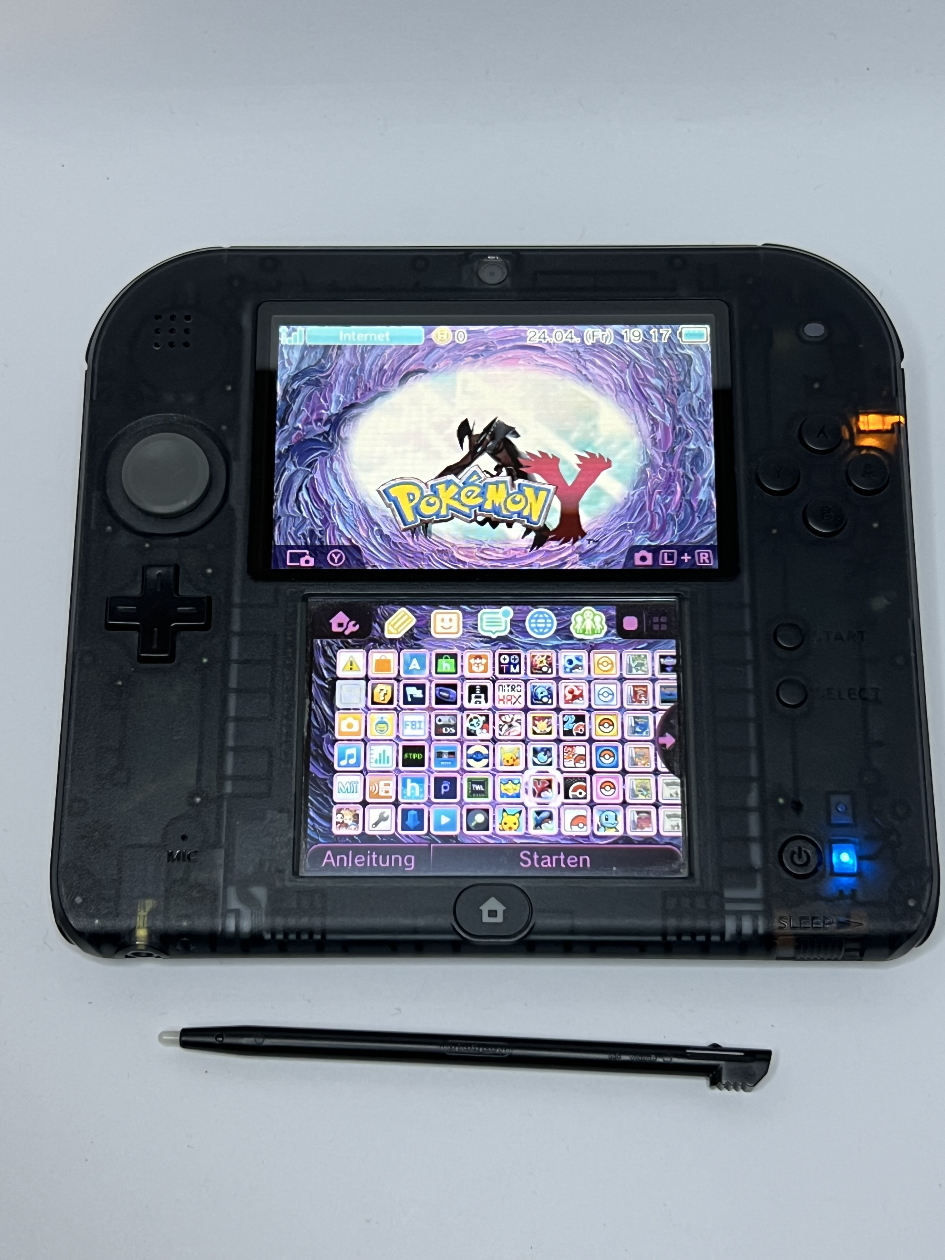 Nintendo 2DS Konsole schwarz transparent mit 128GB, Pokemon Bank, Poke Mover & vielen Extras