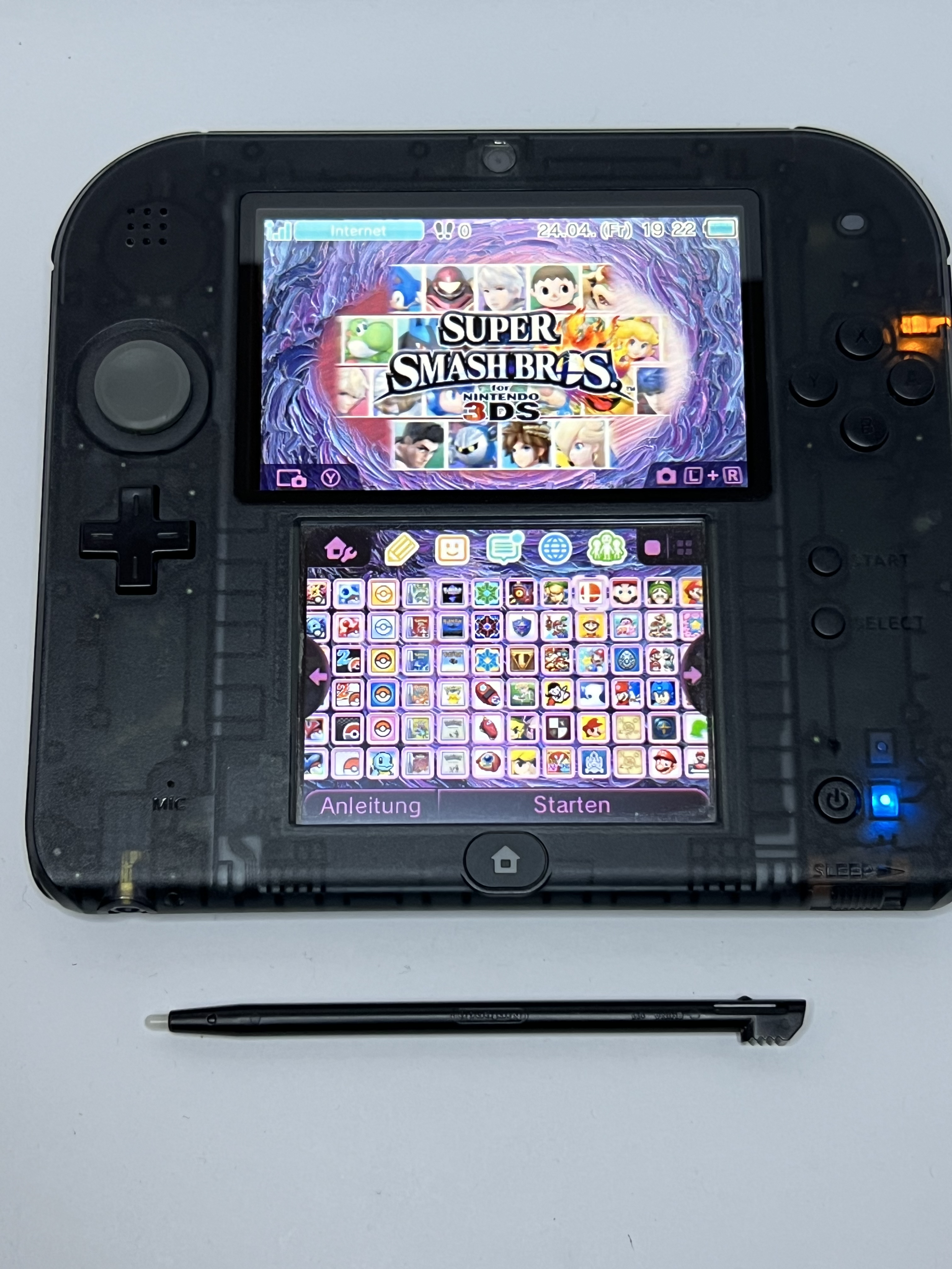 Nintendo 2DS Konsole schwarz transparent mit 128GB, Pokemon Bank, Poke Mover & vielen Extras