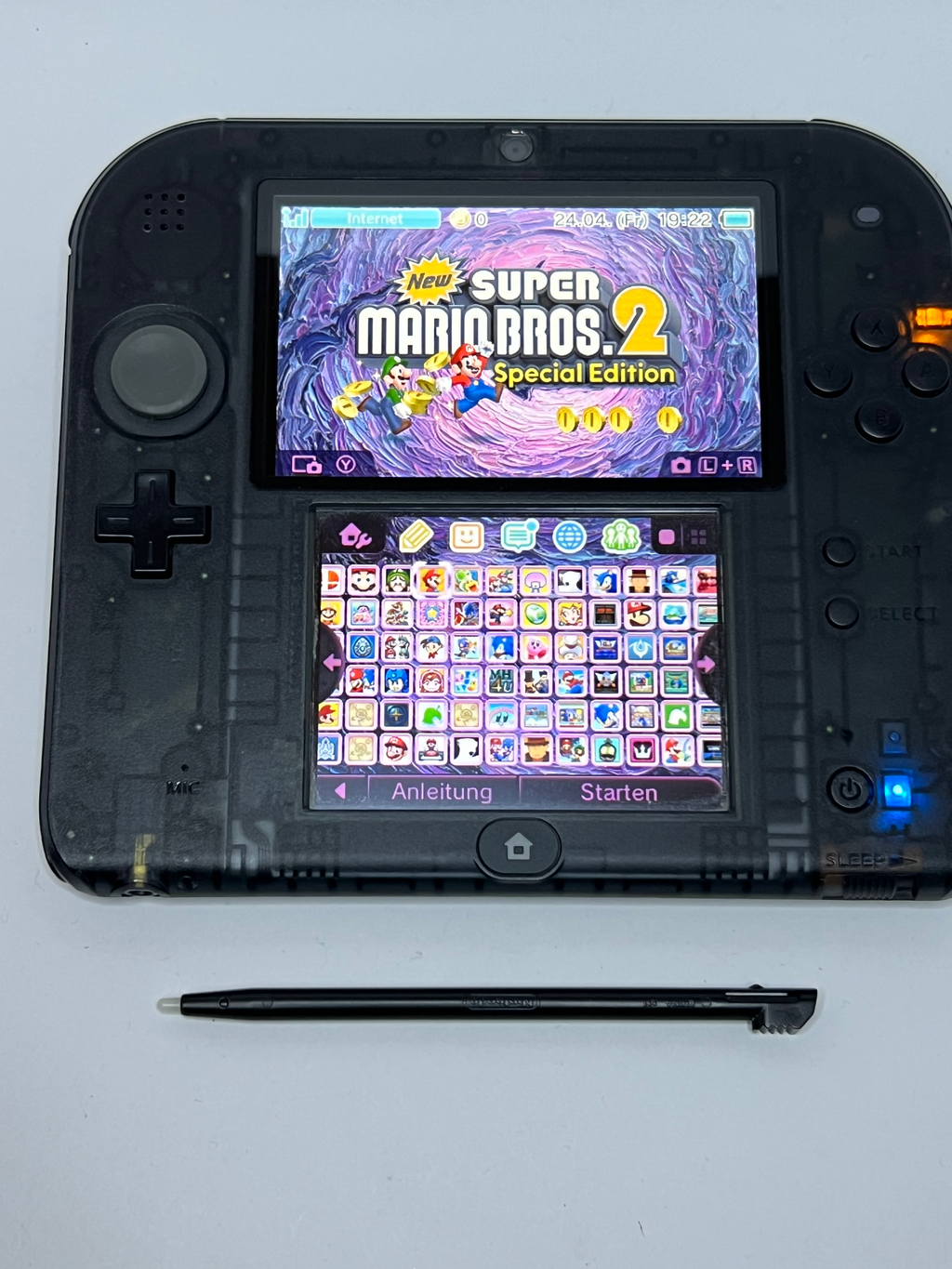 Nintendo 2DS Konsole schwarz transparent mit 128GB, Pokemon Bank, Poke Mover & vielen Extras