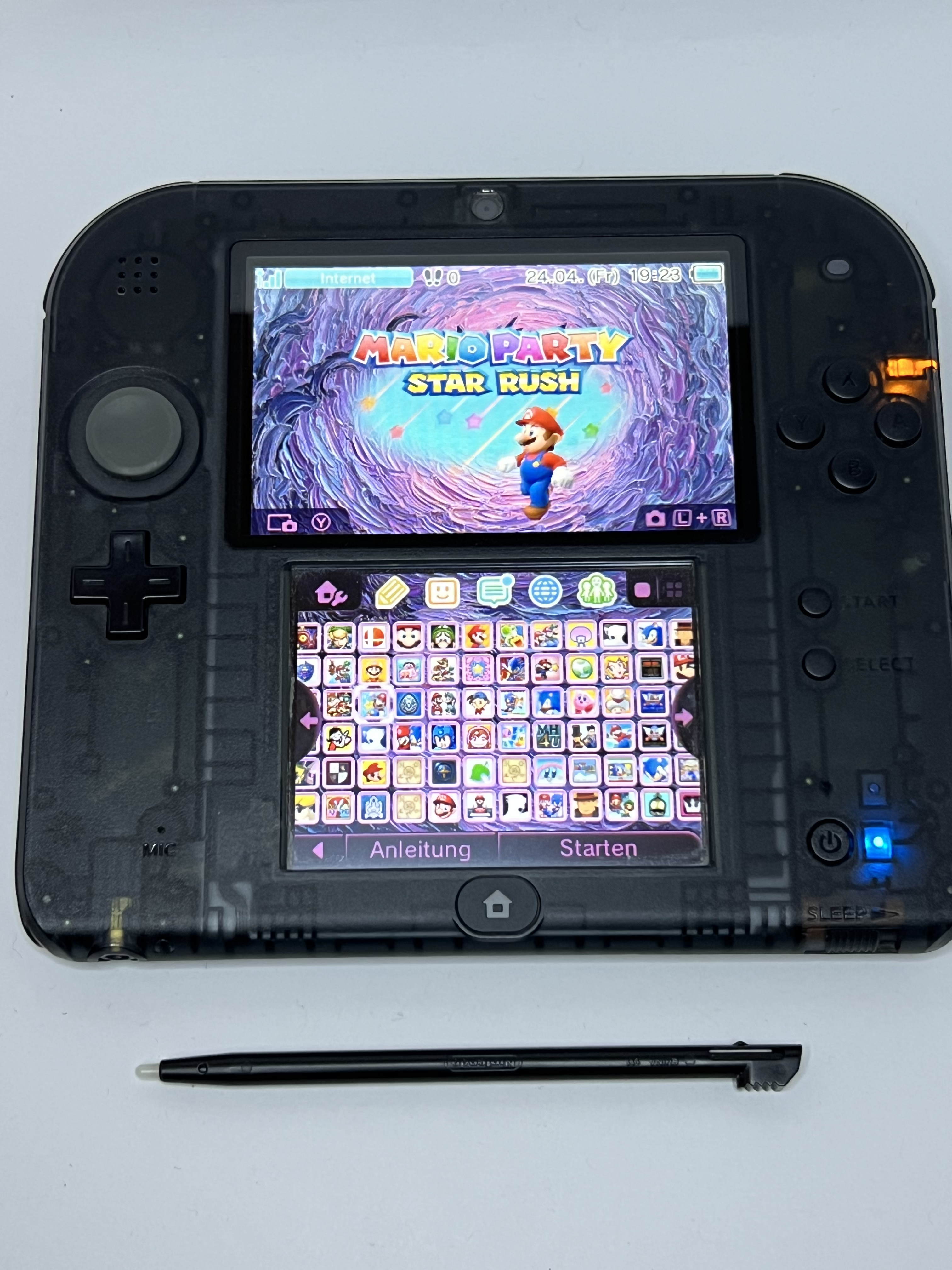 Nintendo 2DS Konsole schwarz transparent mit 128GB, Pokemon Bank, Poke Mover & vielen Extras