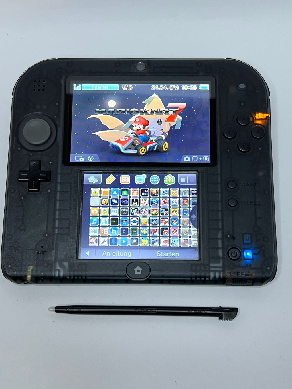Nintendo 2DS Konsole schwarz transparent in OVP mit 128GB, Pokemon Bank, Poke Mover & vielen Extras