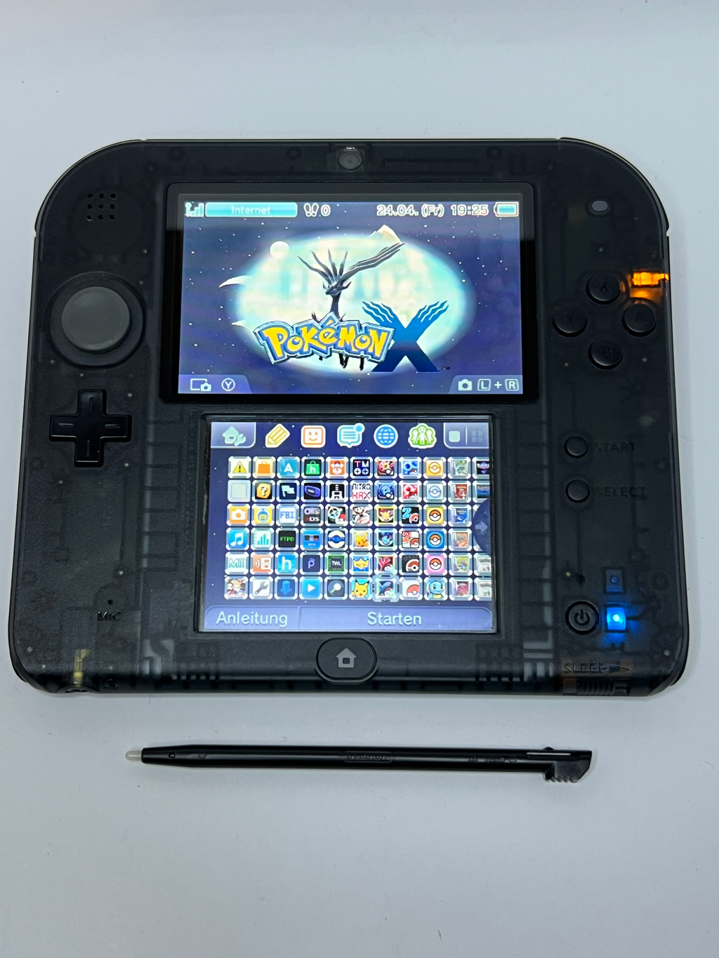 Nintendo 2DS Konsole schwarz transparent in OVP mit 128GB, Pokemon Bank, Poke Mover & vielen Extras
