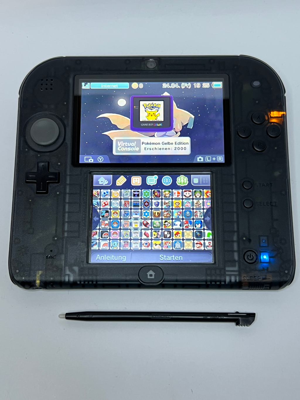 Nintendo 2DS Konsole schwarz transparent in OVP mit 128GB, Pokemon Bank, Poke Mover & vielen Extras
