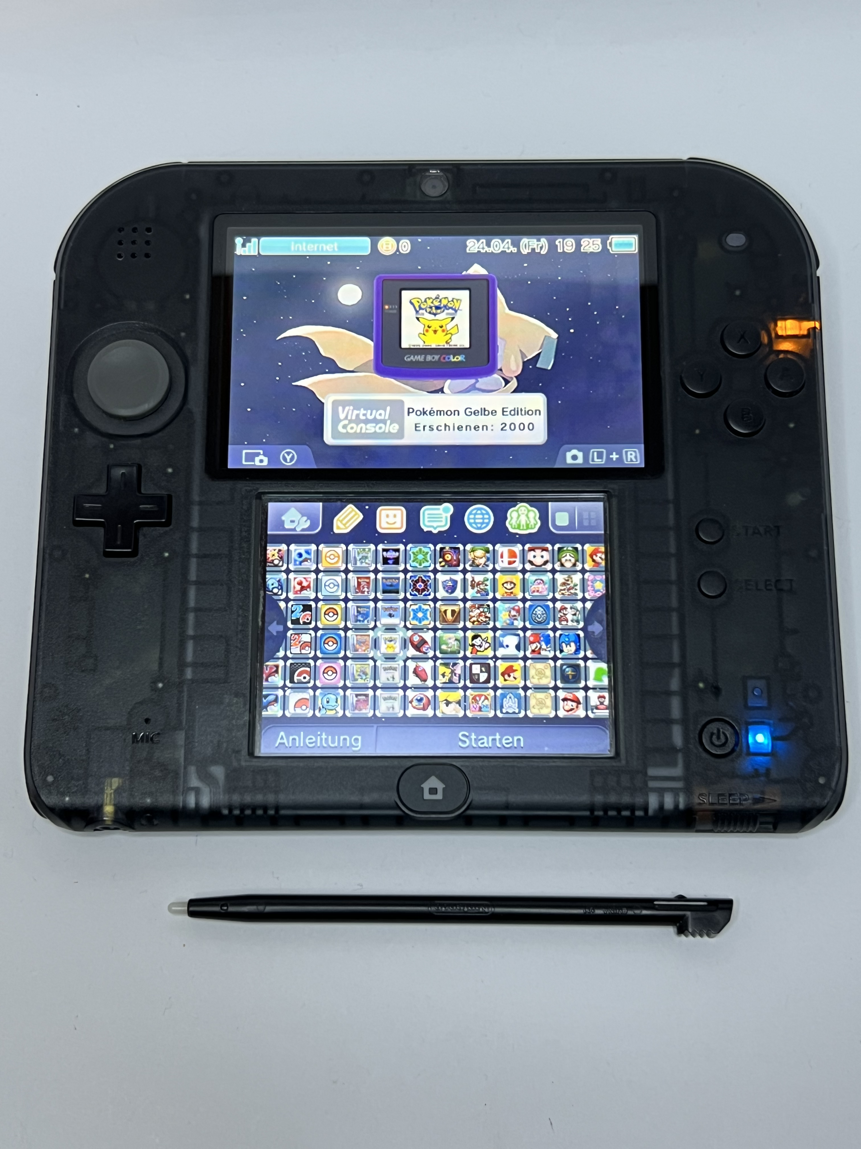 Nintendo 2DS Konsole schwarz transparent in OVP mit 128GB, Pokemon Bank, Poke Mover & vielen Extras