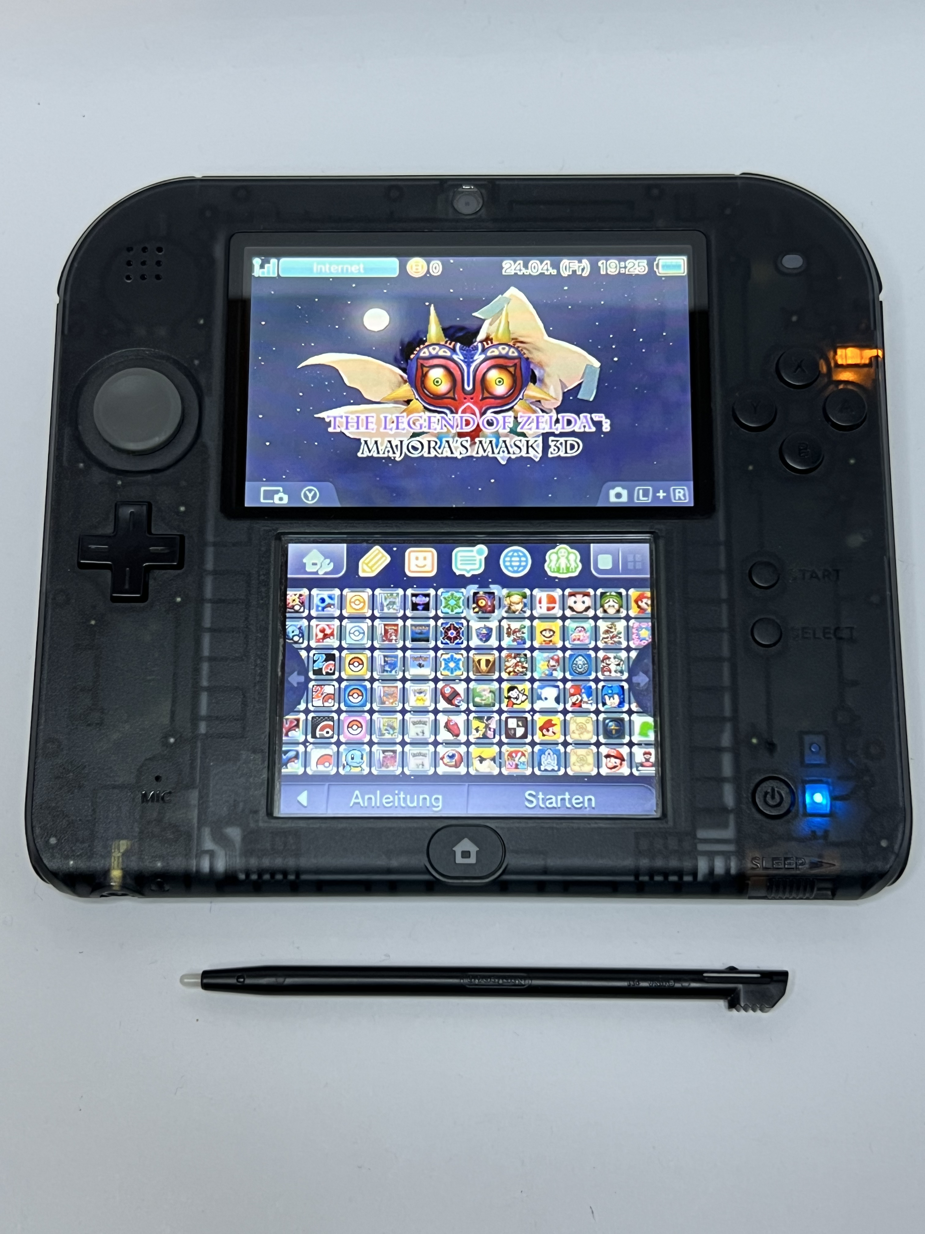 Nintendo 2DS Konsole schwarz transparent in OVP mit 128GB, Pokemon Bank, Poke Mover & vielen Extras